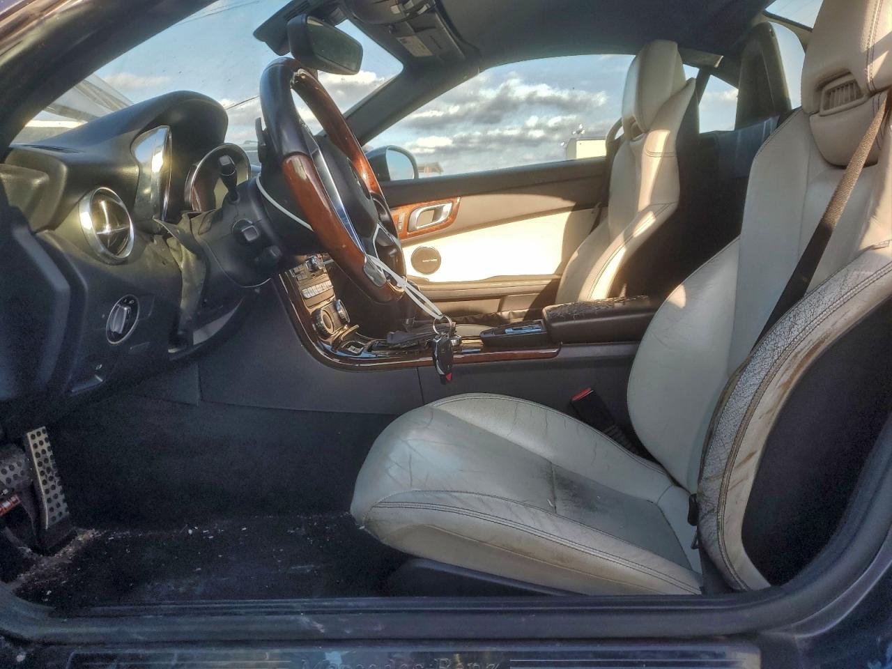 2012 Mercedes-benz Slk 350 Серый vin: WDDPK5HA2CF010247