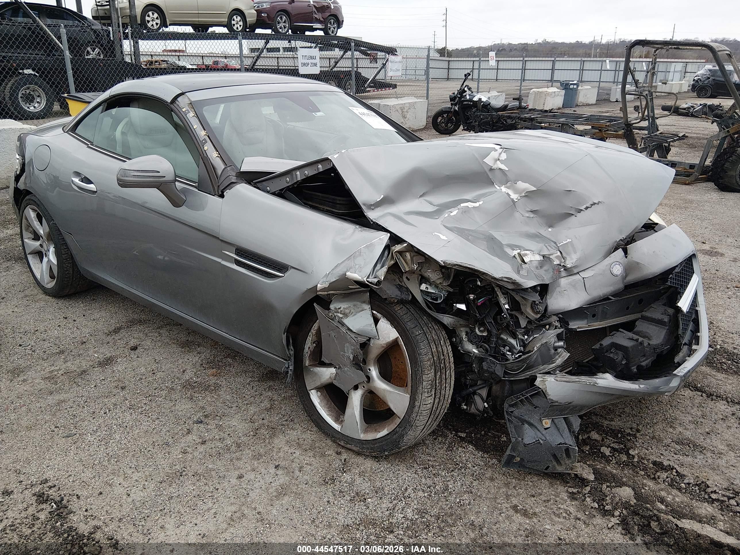 2012 Mercedes-benz Slk 350 Gray vin: WDDPK5HA3CF017854