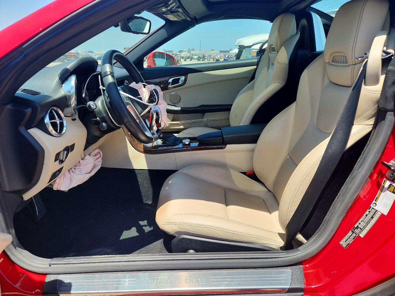 2015 Mercedes-benz Slk 350 Red vin: WDDPK5HA3FF099282