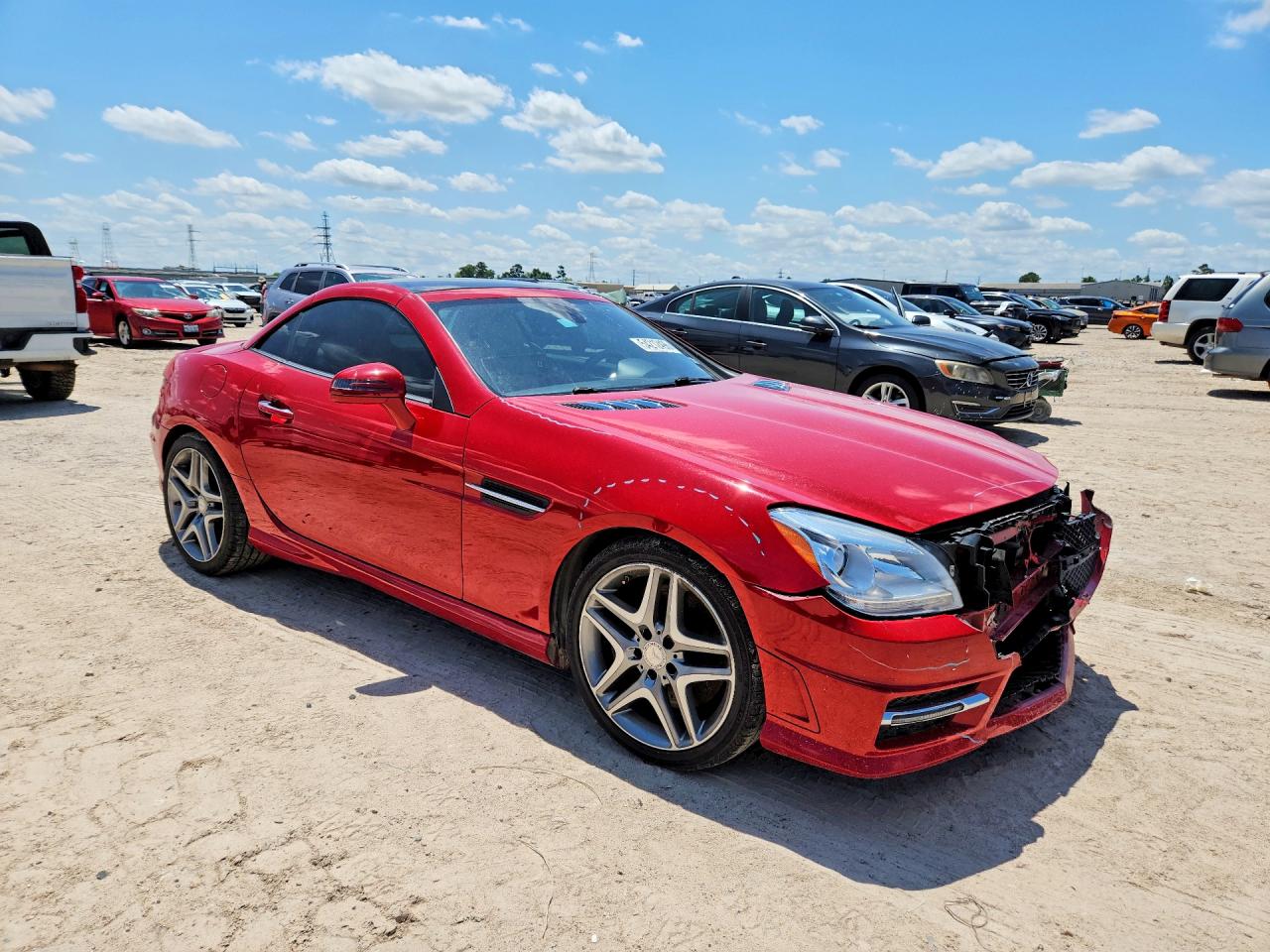 2015 Mercedes-benz Slk 350 Red vin: WDDPK5HA3FF103475