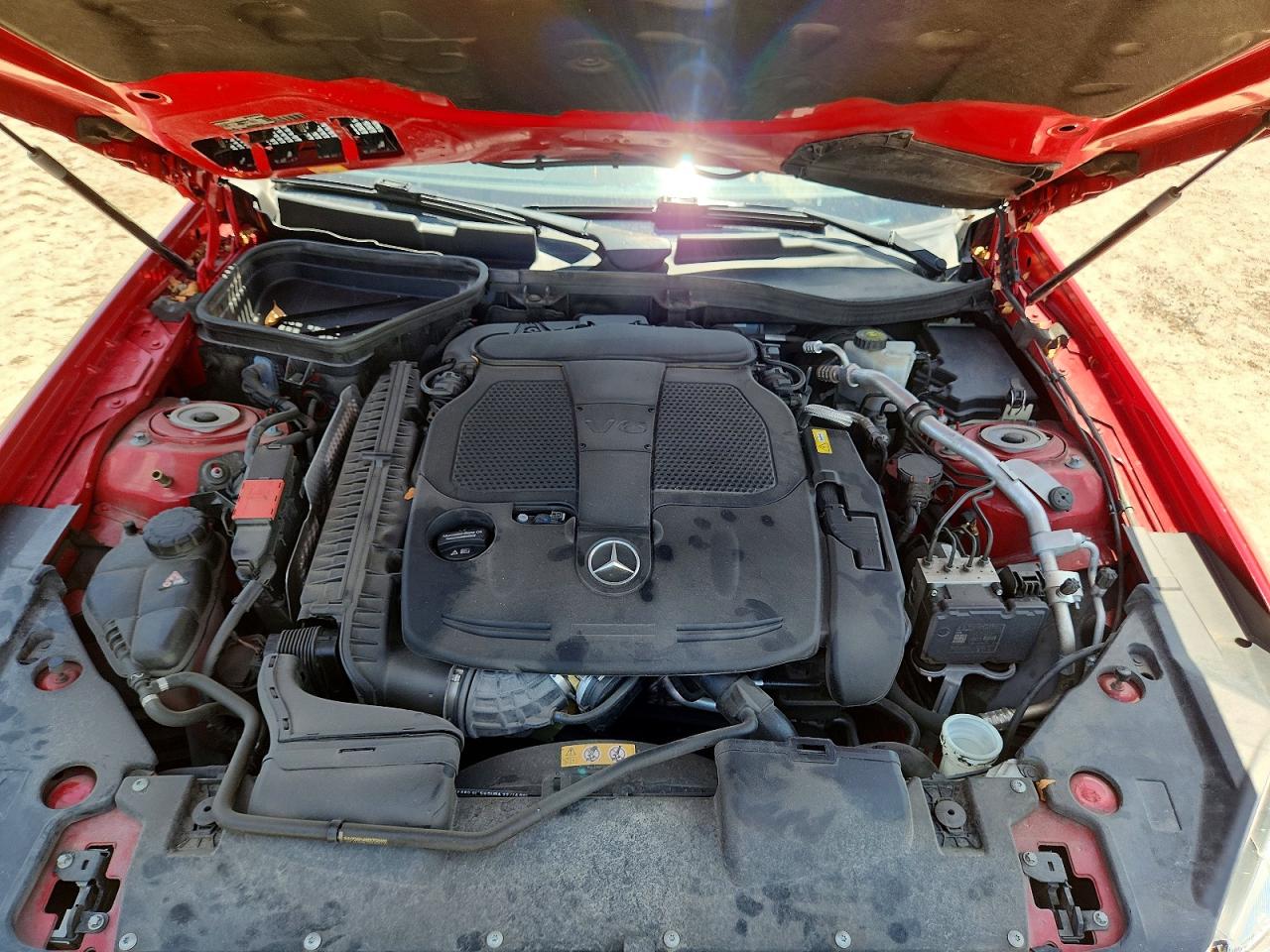 2015 Mercedes-benz Slk 350 Red vin: WDDPK5HA3FF103475