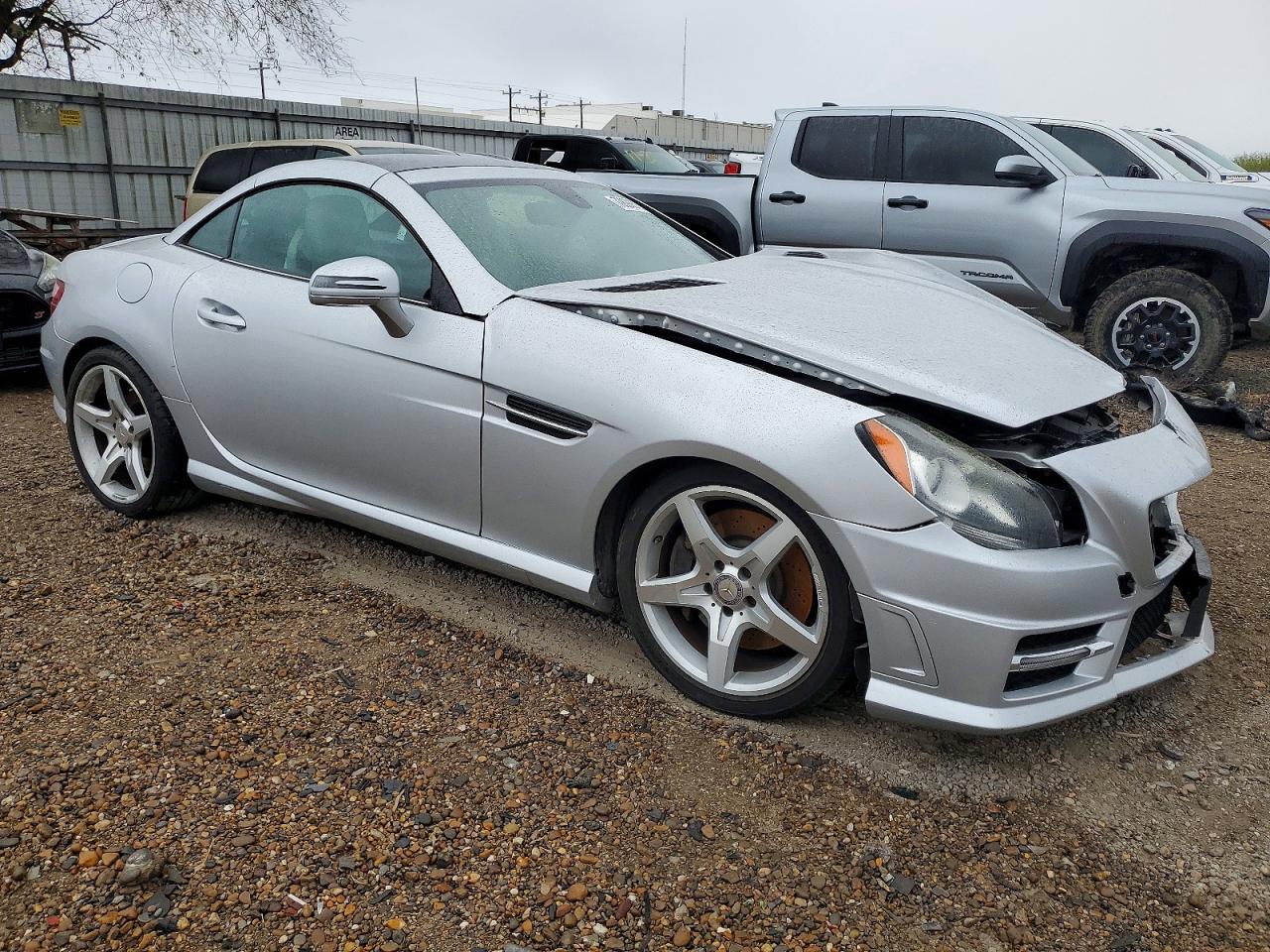 2014 Mercedes-benz Slk 350 Silver vin: WDDPK5HA4EF074891