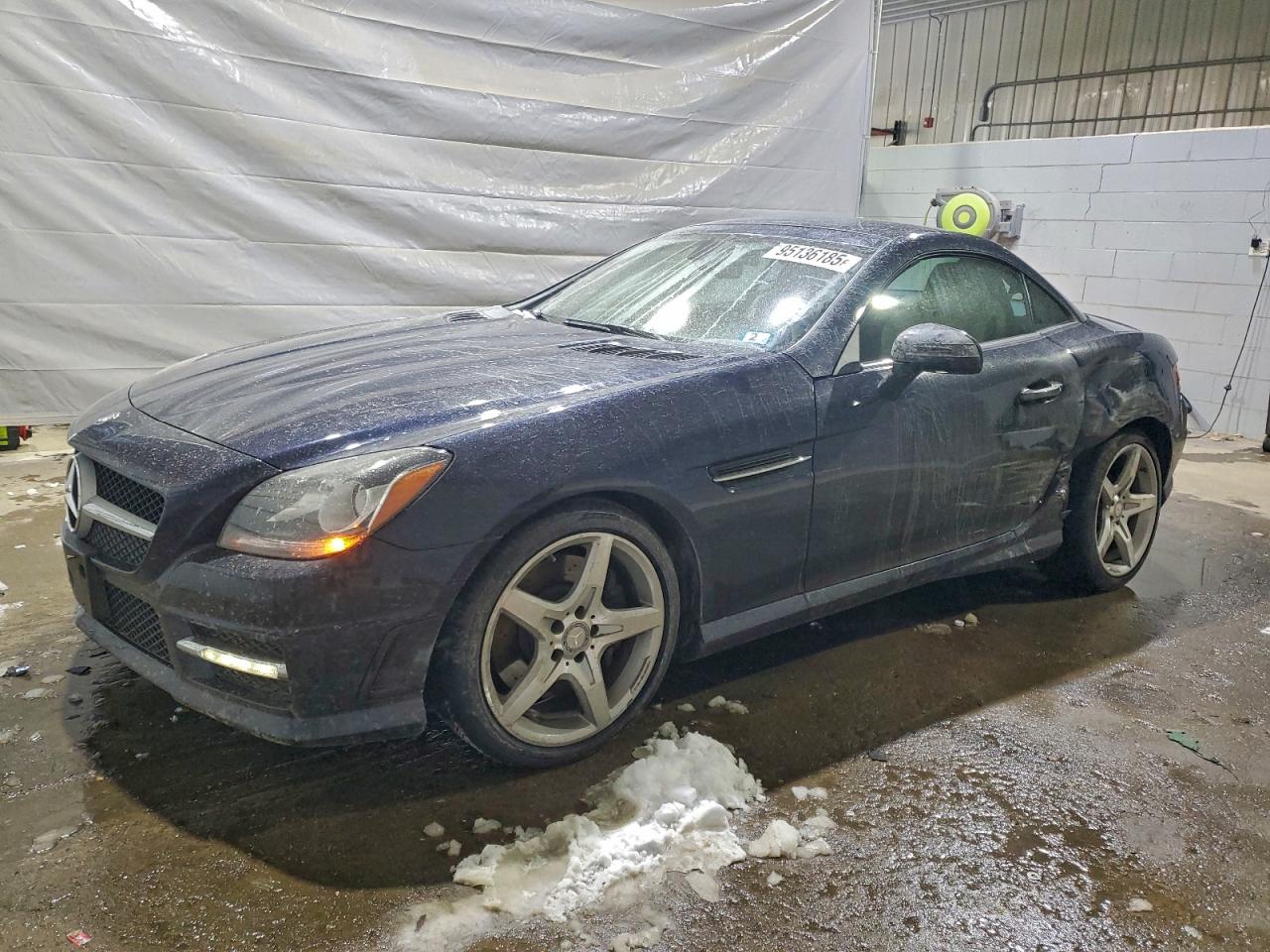 2012 Mercedes-benz Slk 350 Blue vin: WDDPK5HA5CF039130