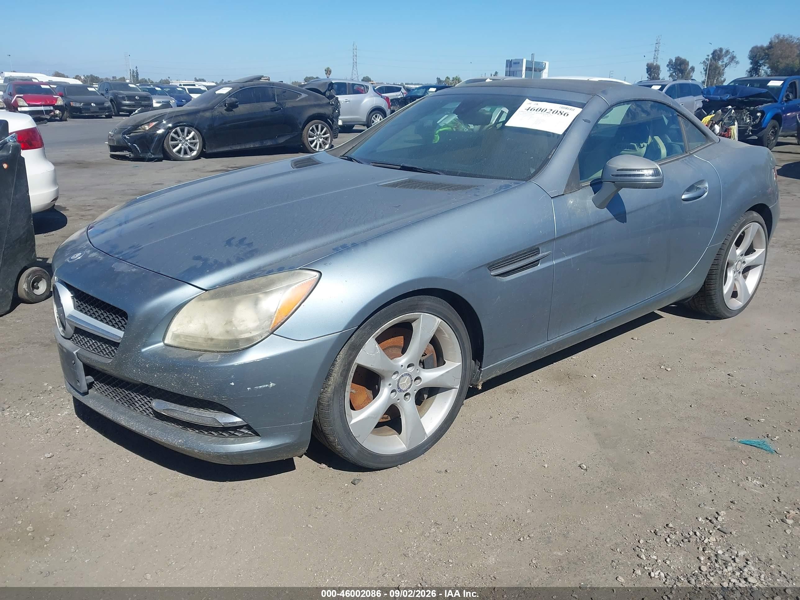 2012 Mercedes-benz Slk 350 Blue vin: WDDPK5HA7CF009479
