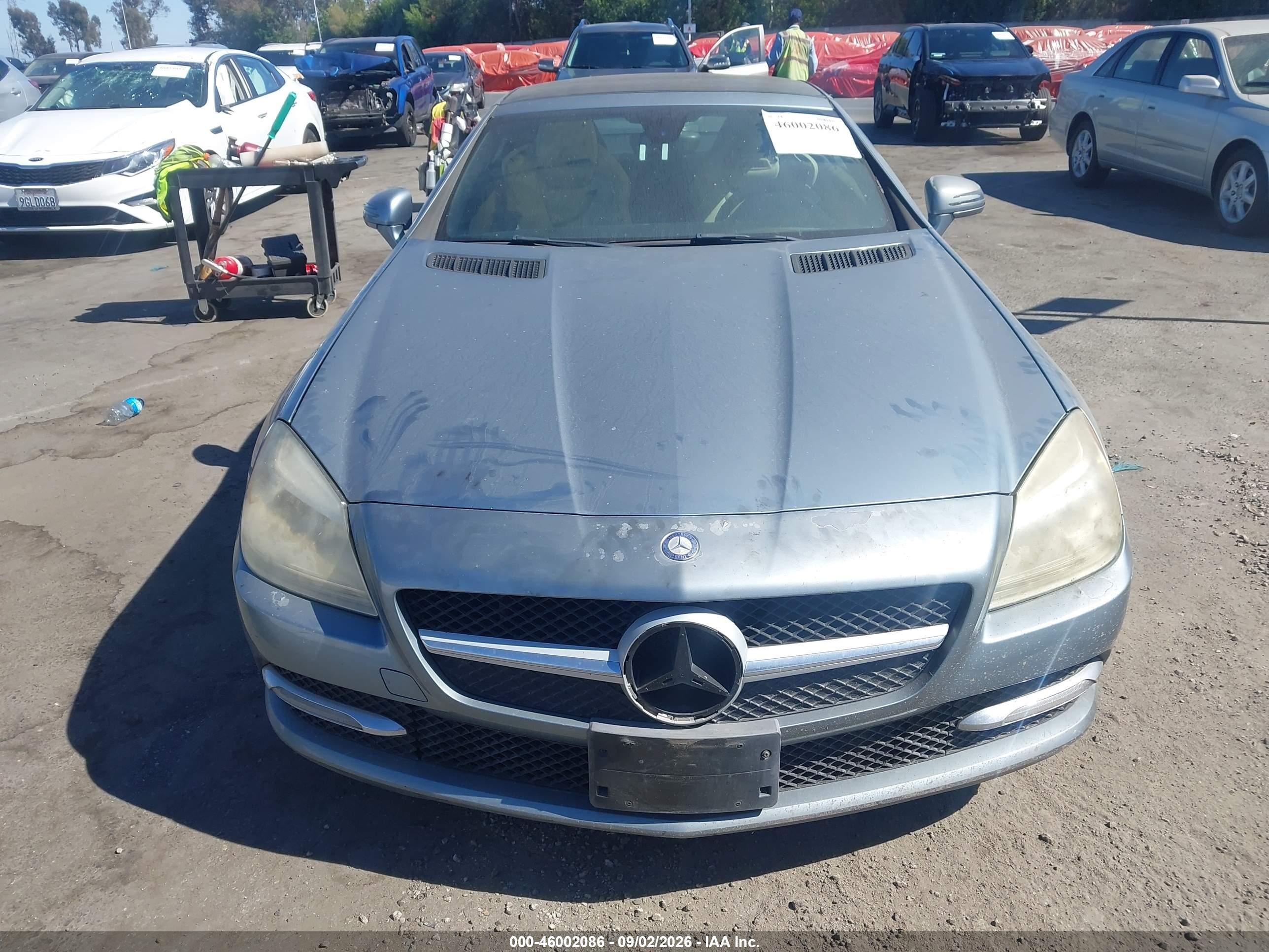 2012 Mercedes-benz Slk 350 Blue vin: WDDPK5HA7CF009479