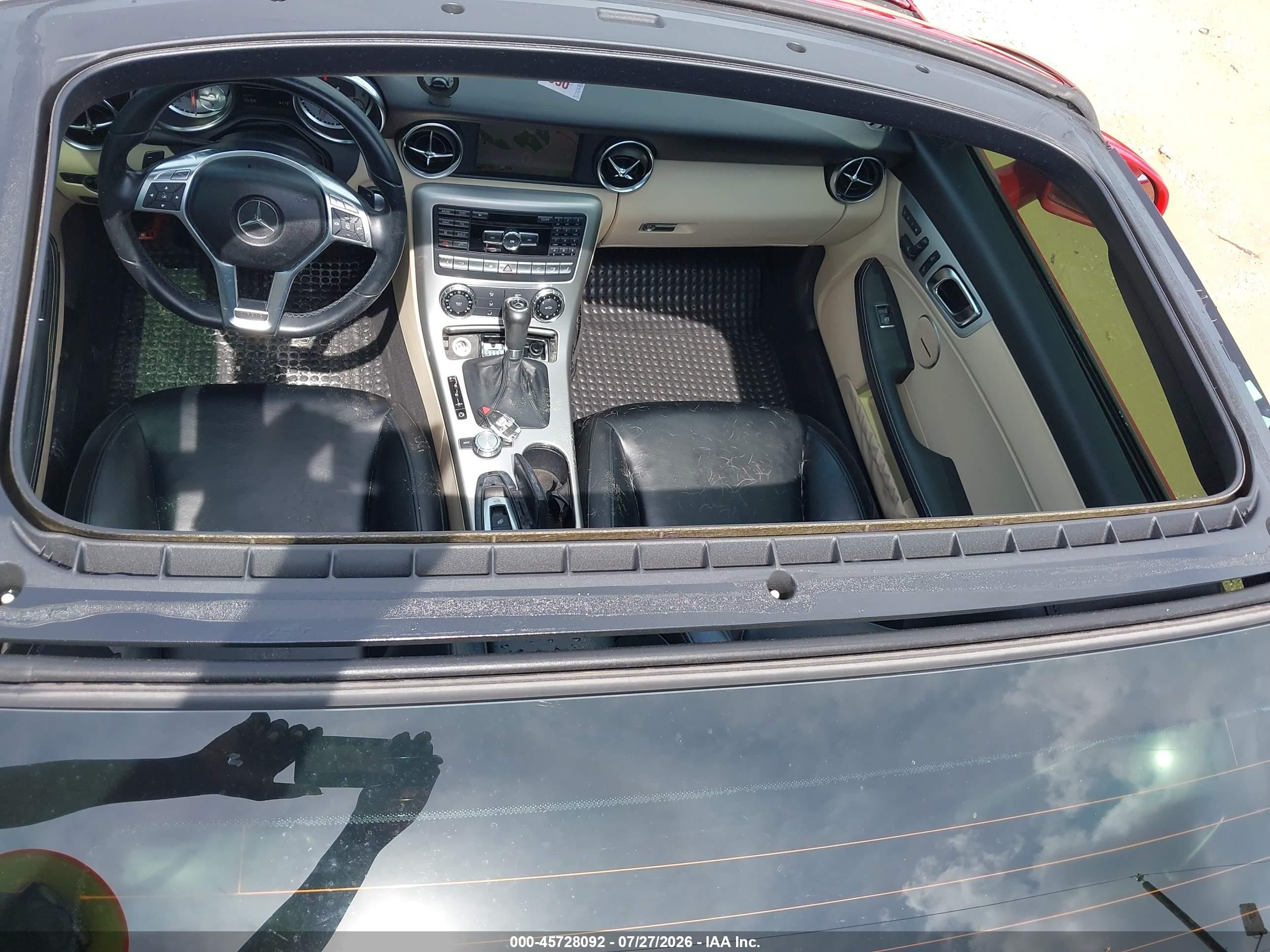 2012 Mercedes-benz Slk 350   Красный vin: WDDPK5HA7CF012494