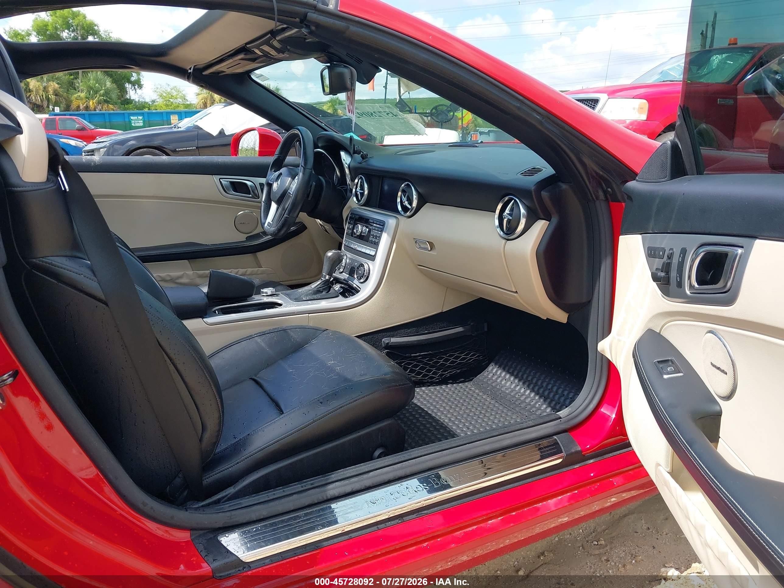 2012 Mercedes-benz Slk 350   Красный vin: WDDPK5HA7CF012494