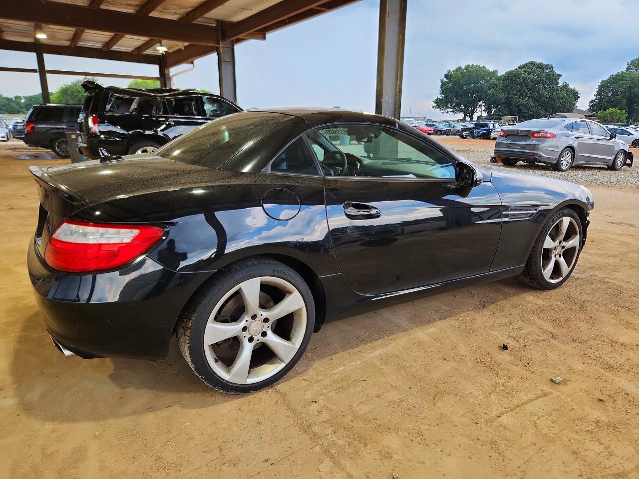 2012 Mercedes-benz Slk 350 Black vin: WDDPK5HA7CF017890