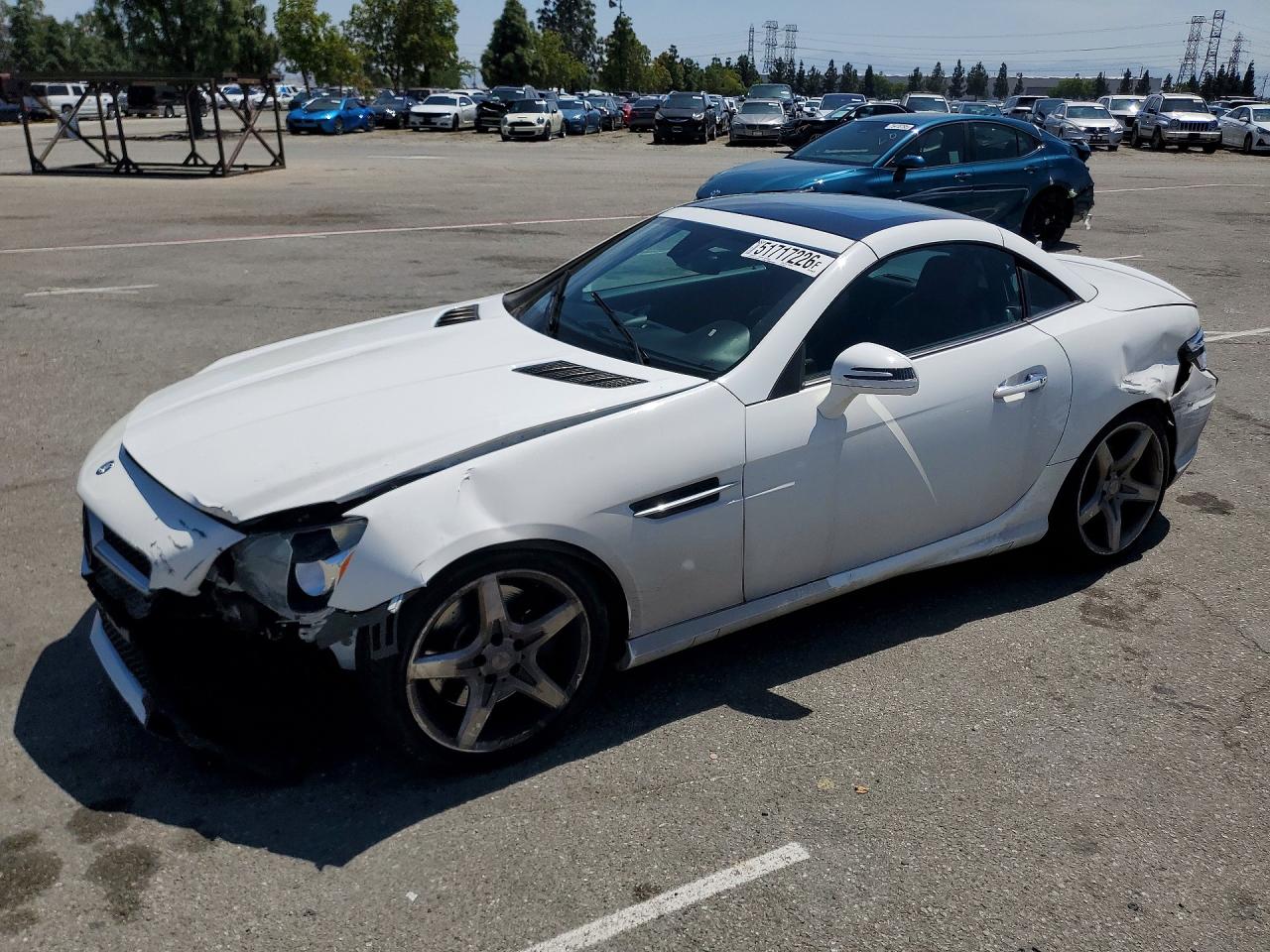 2014 Mercedes-benz Slk 350 White vin: WDDPK5HA7EF085447