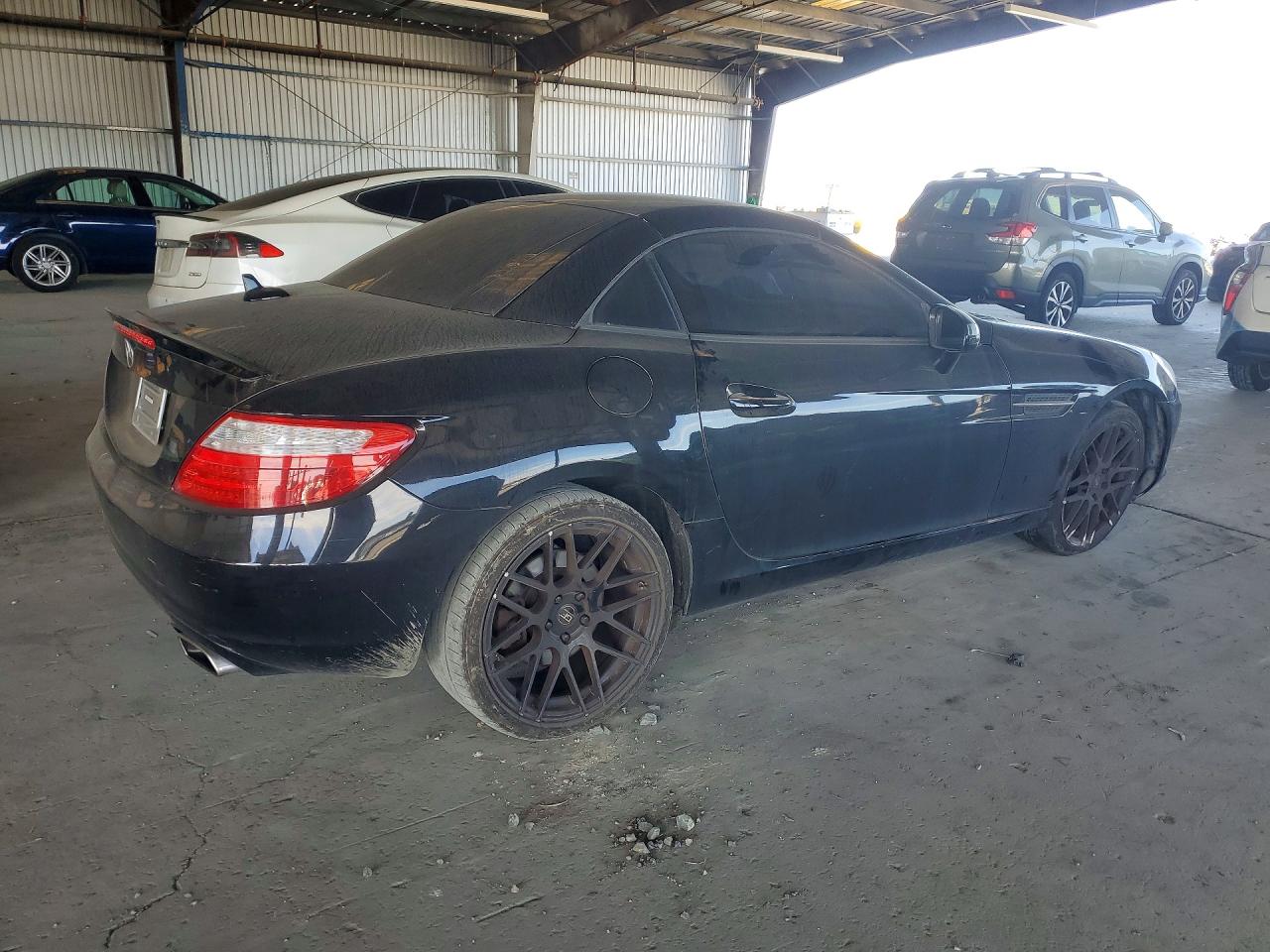 2012 Mercedes-benz Slk 350 Black vin: WDDPK5HA8CF012942