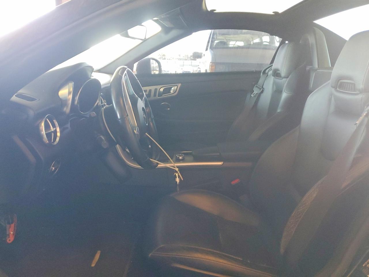 2012 Mercedes-benz Slk 350 Black vin: WDDPK5HA8CF012942