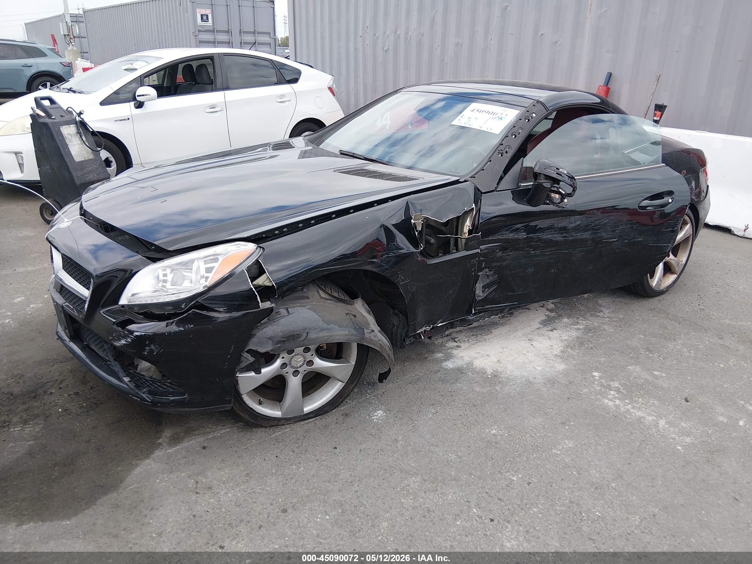 2012 Mercedes-benz Slk 350   Black vin: WDDPK5HA8CF014318