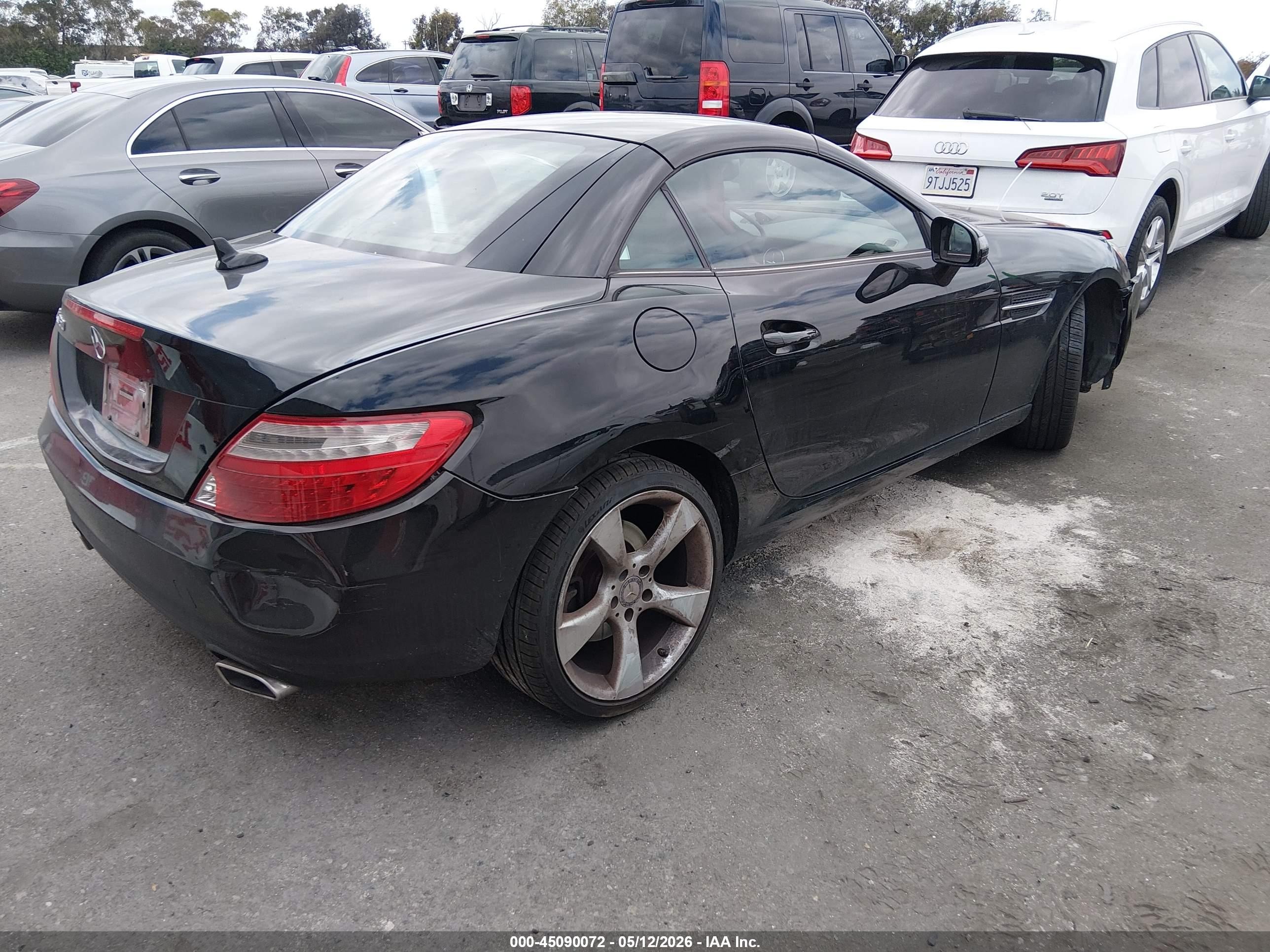2012 Mercedes-benz Slk 350   Black vin: WDDPK5HA8CF014318