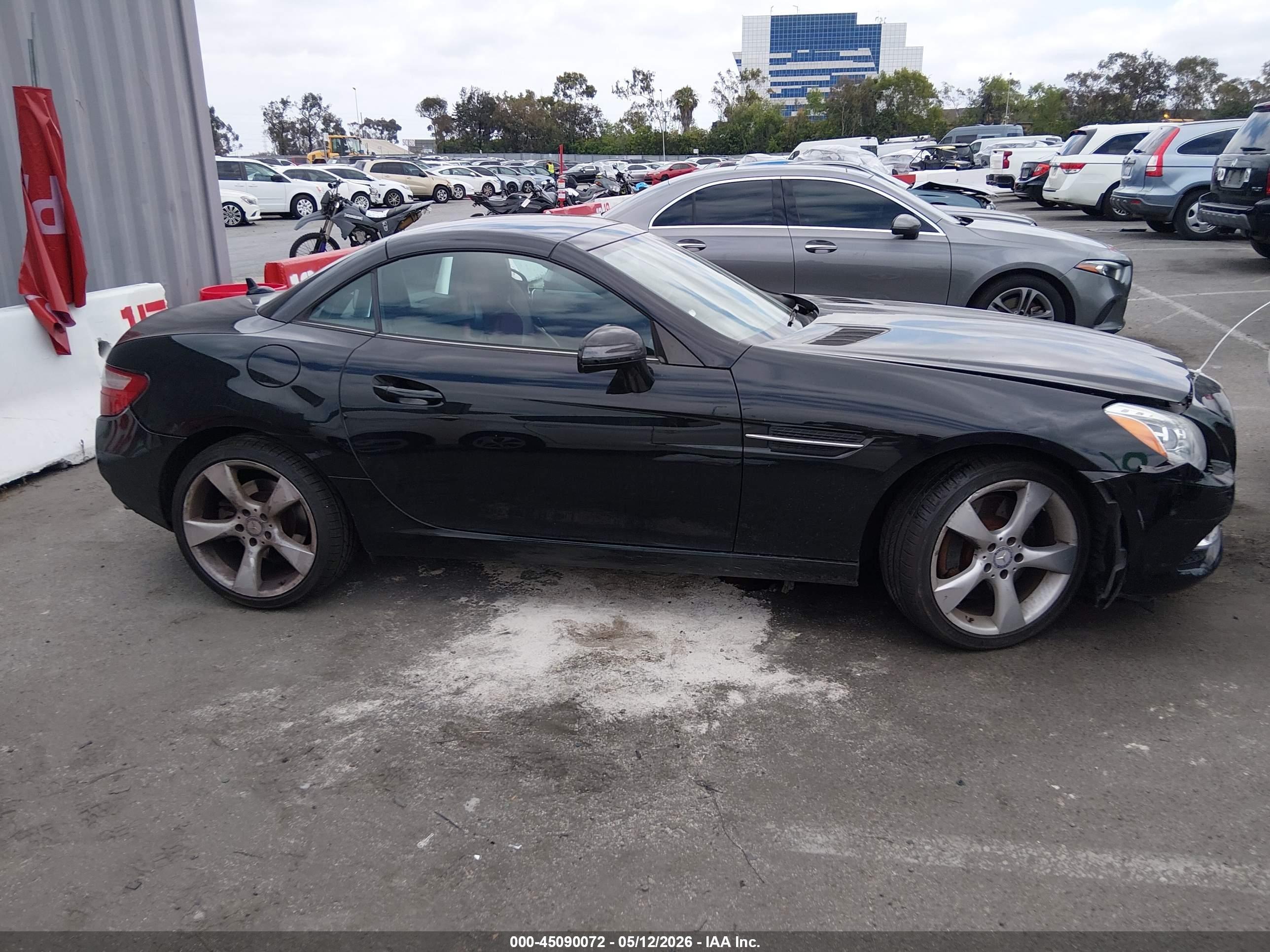 2012 Mercedes-benz Slk 350   Black vin: WDDPK5HA8CF014318