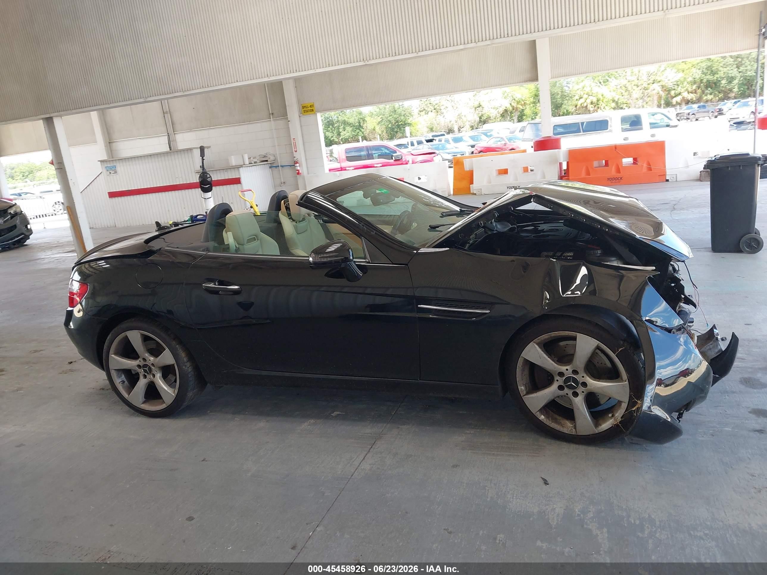 2012 Mercedes-benz Slk 350   Black vin: WDDPK5HA8CF014559