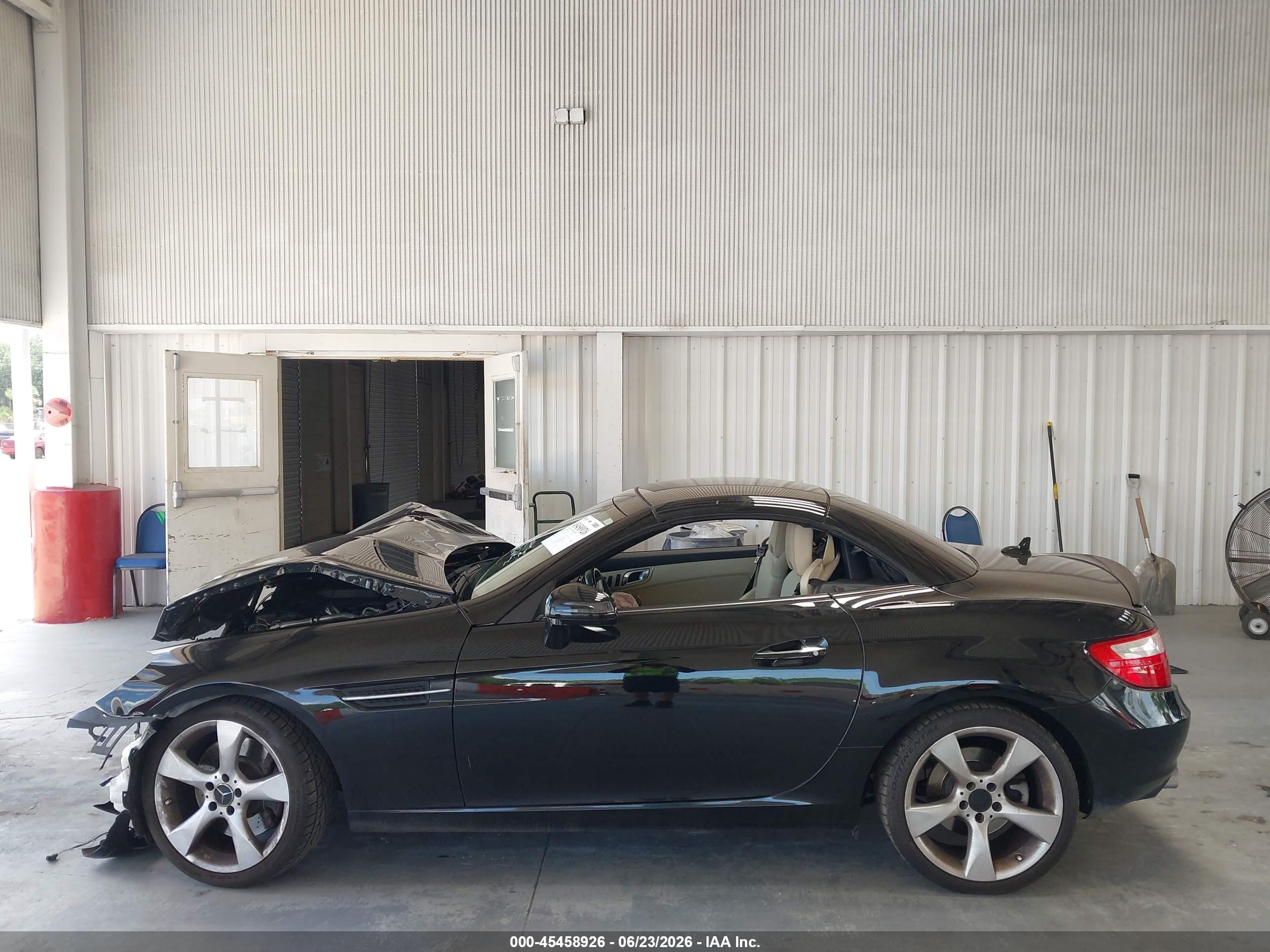 2012 Mercedes-benz Slk 350   Black vin: WDDPK5HA8CF014559