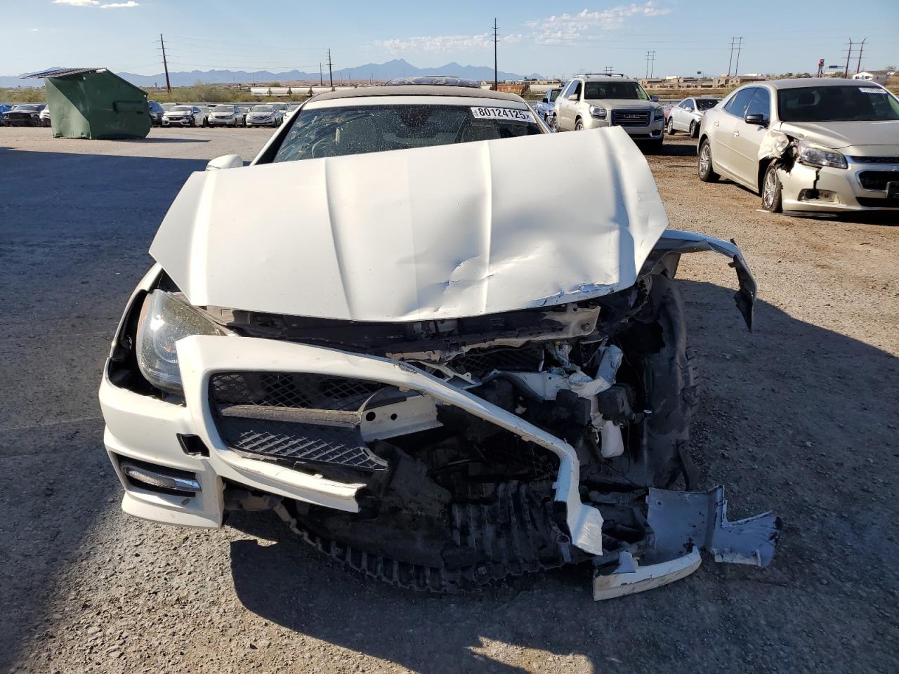 2012 Mercedes-benz Slk 350 White vin: WDDPK5HA9CF032407