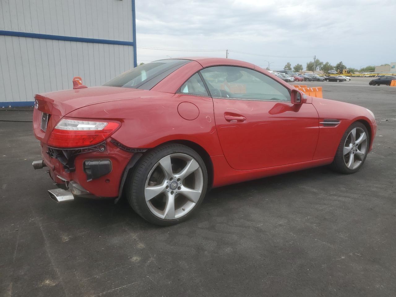 2012 Mercedes-benz Slk 350 Red vin: WDDPK5HA9CF036974