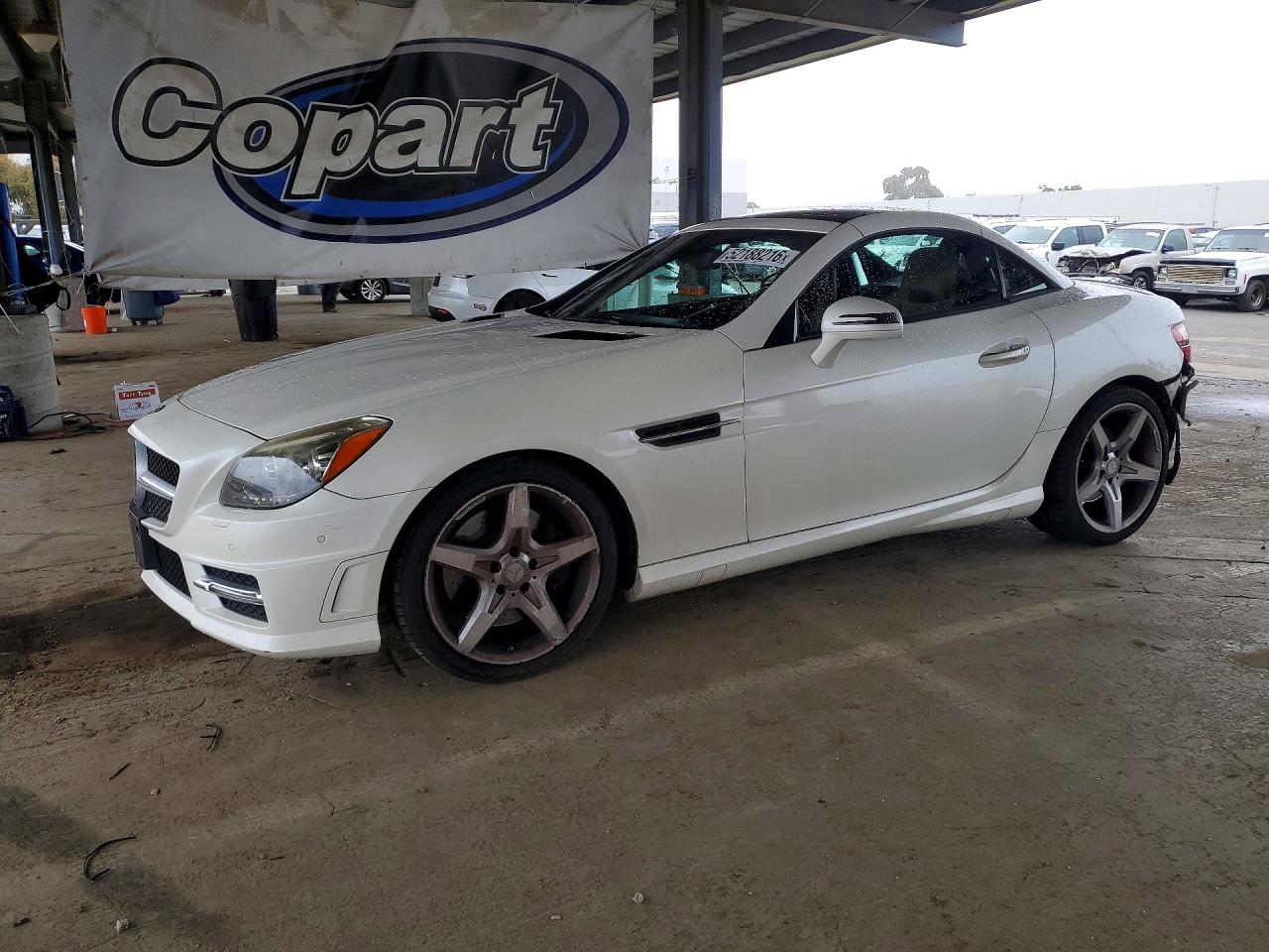 2013 Mercedes-benz Slk 350 White vin: WDDPK5HA9DF055431