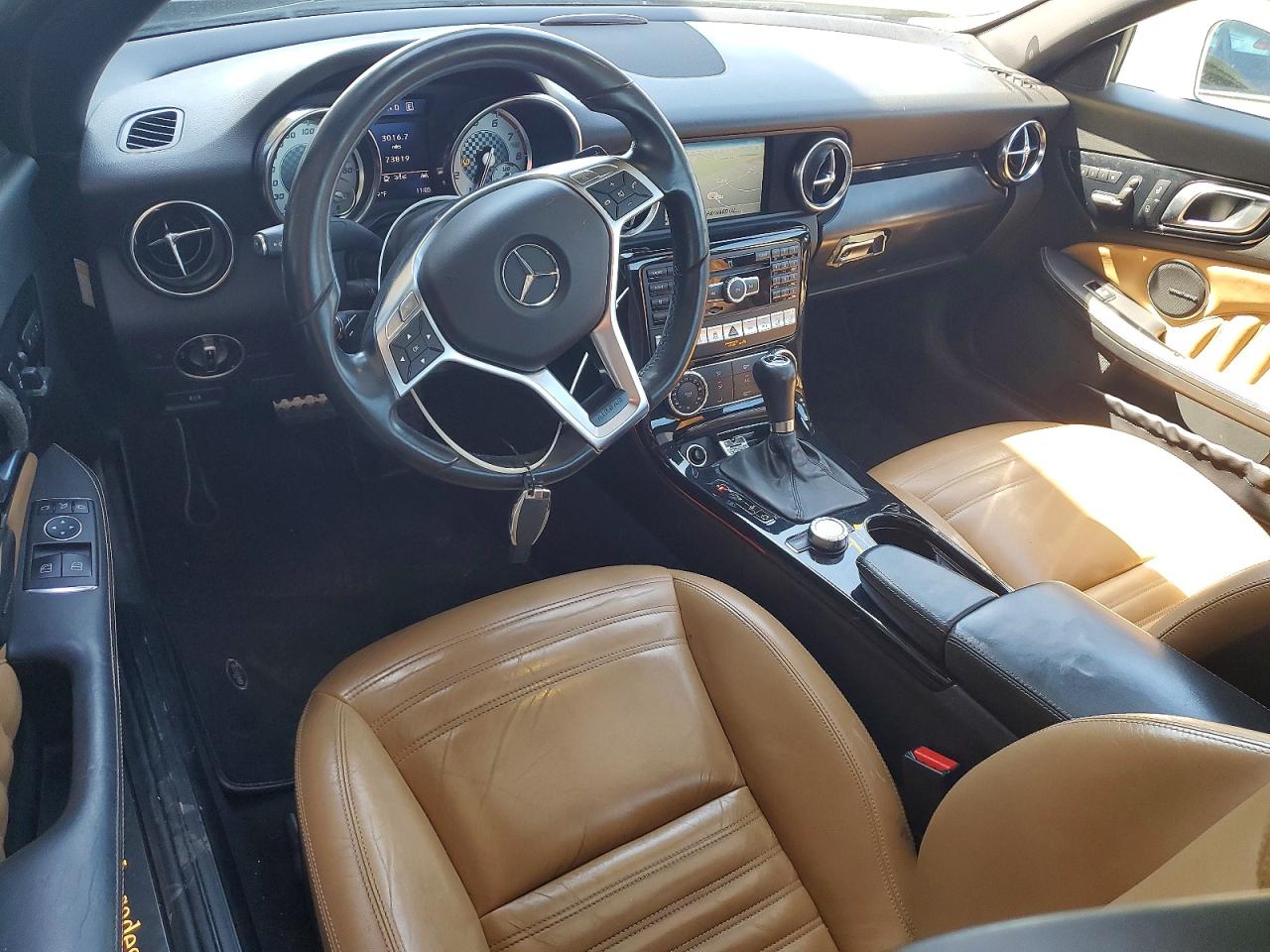 2013 Mercedes-benz Slk 350 White vin: WDDPK5HA9DF055431