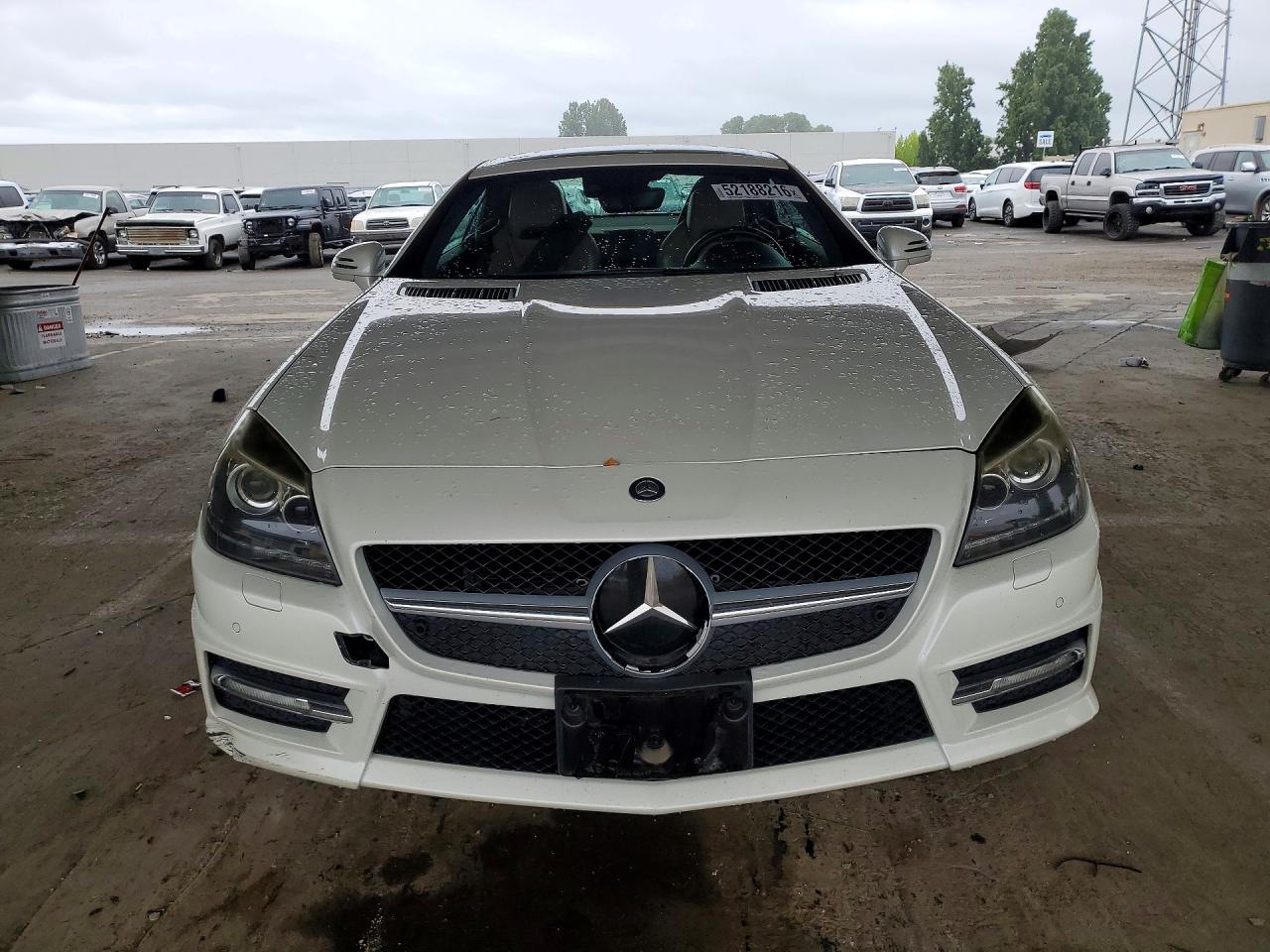 2013 Mercedes-benz Slk 350 White vin: WDDPK5HA9DF055431