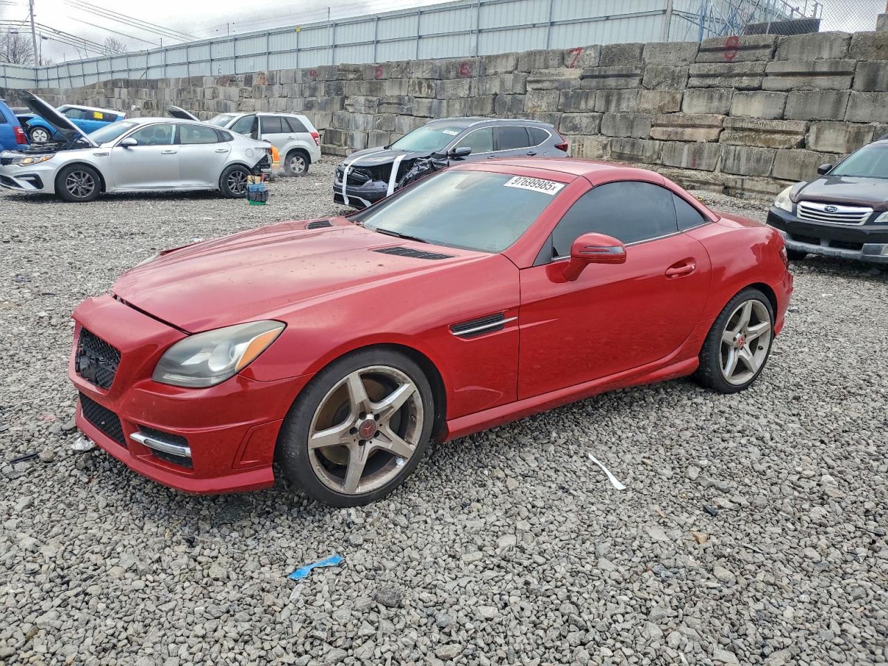 2012 Mercedes-benz Slk 350 Red vin: WDDPK5HAXCF007547