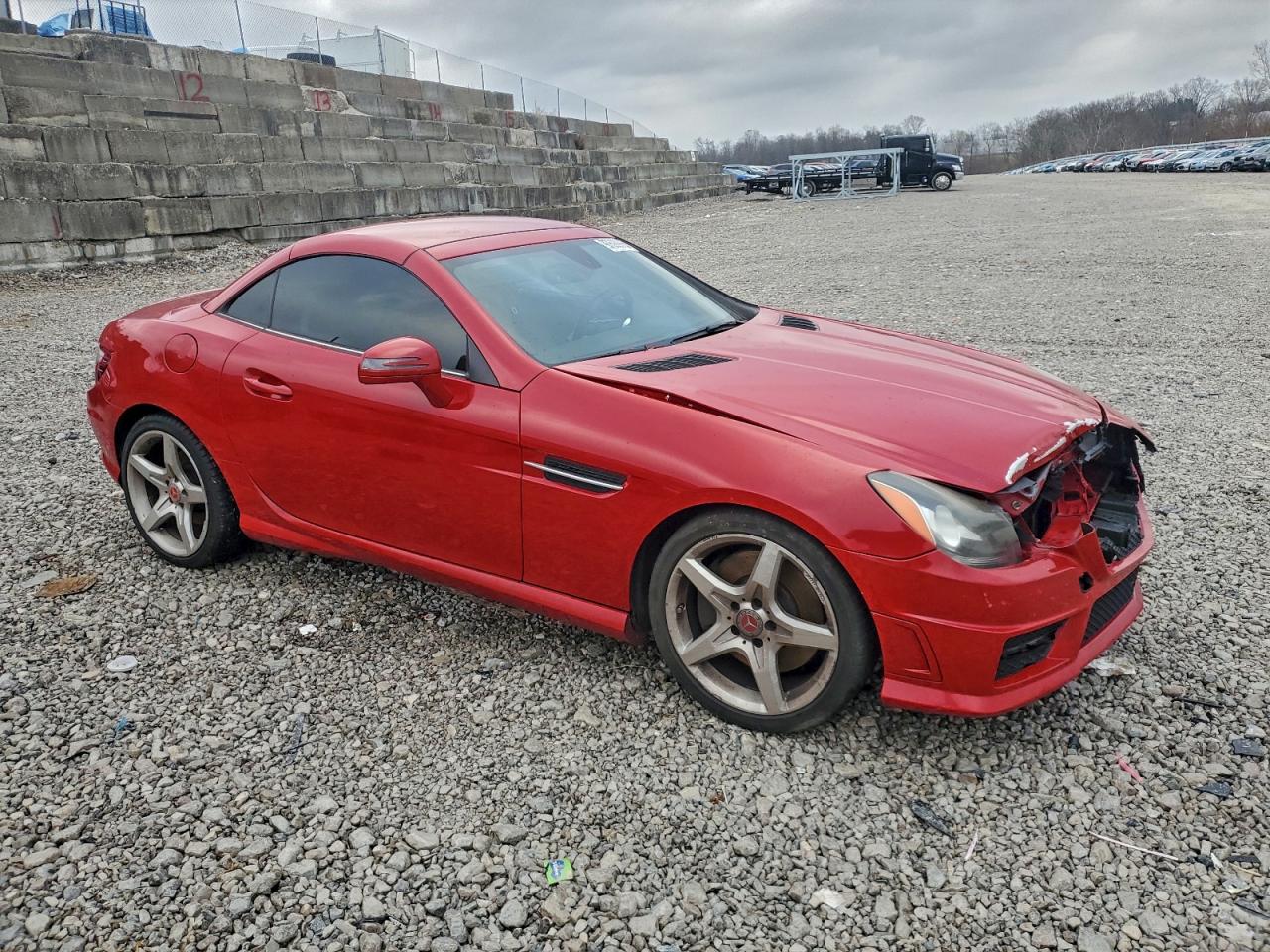 2012 Mercedes-benz Slk 350 Red vin: WDDPK5HAXCF007547