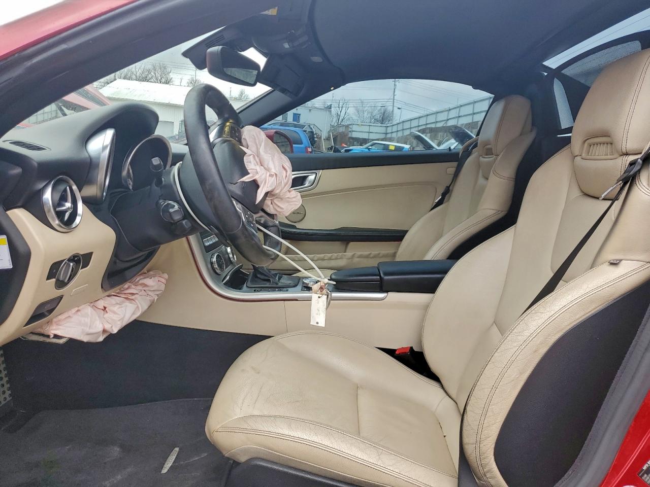 2012 Mercedes-benz Slk 350 Red vin: WDDPK5HAXCF007547