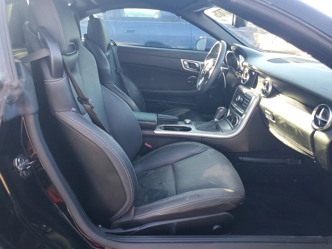 2012 Mercedes-benz Slk 350 Black vin: WDDPK5HAXCF017138