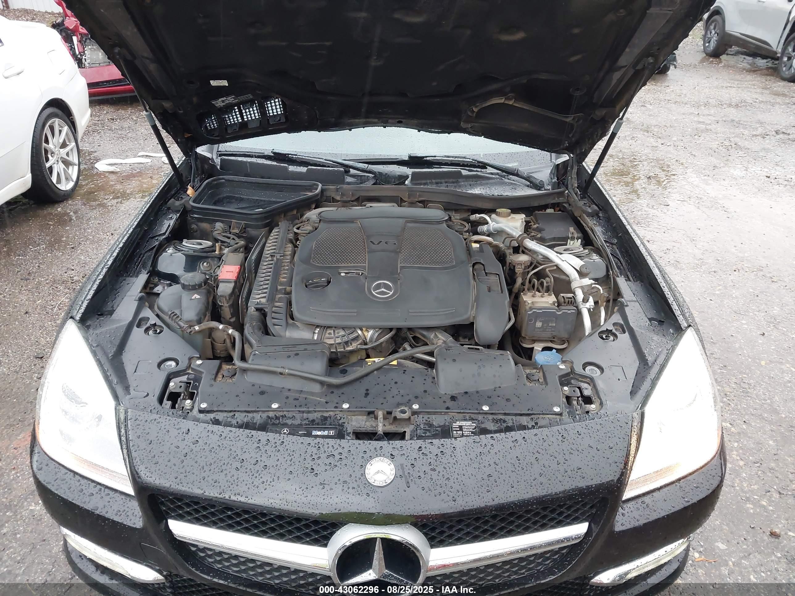 2012 Mercedes-benz Slk 350   Black vin: WDDPK5HAXCF037146