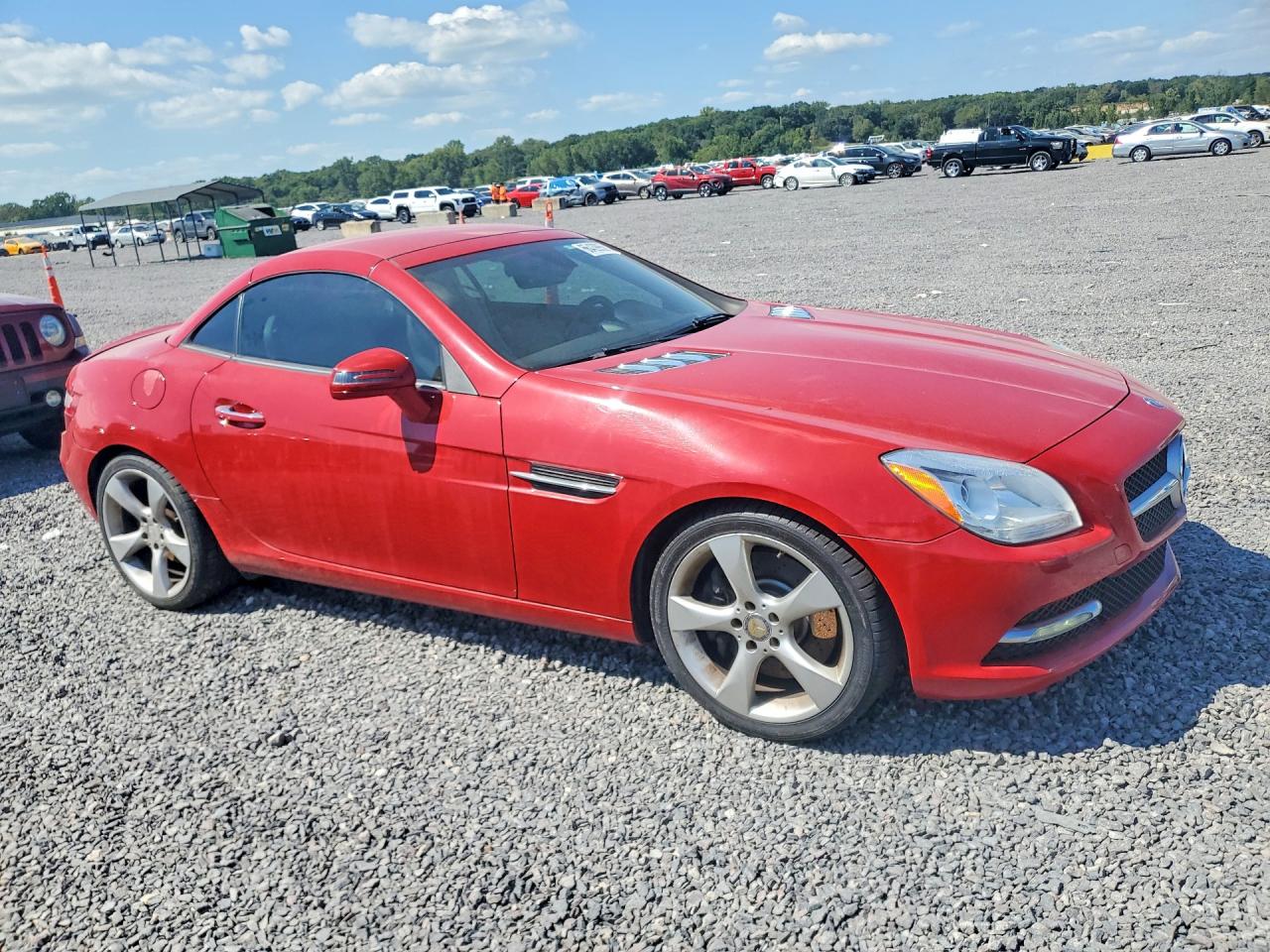 2013 Mercedes-benz Slk 350 Red vin: WDDPK5HAXDF054045