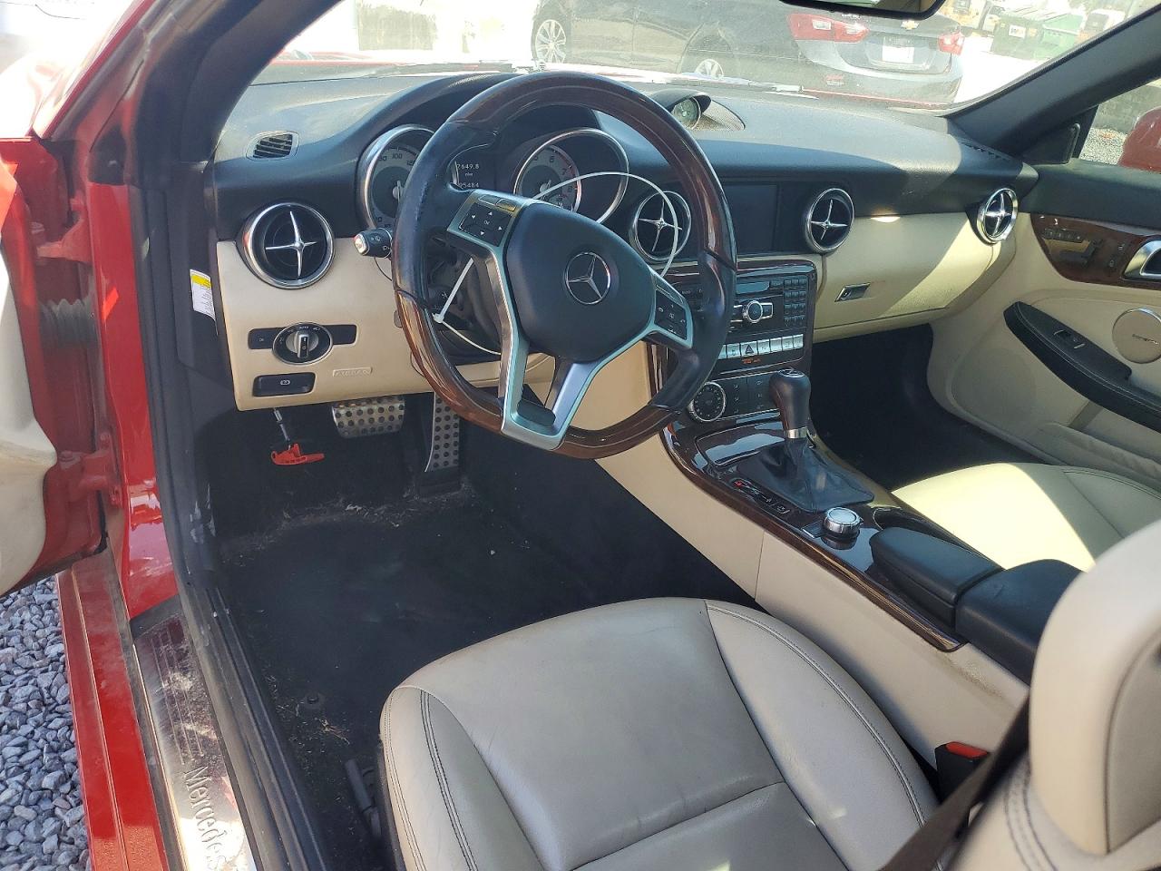 2013 Mercedes-benz Slk 350 Red vin: WDDPK5HAXDF054045