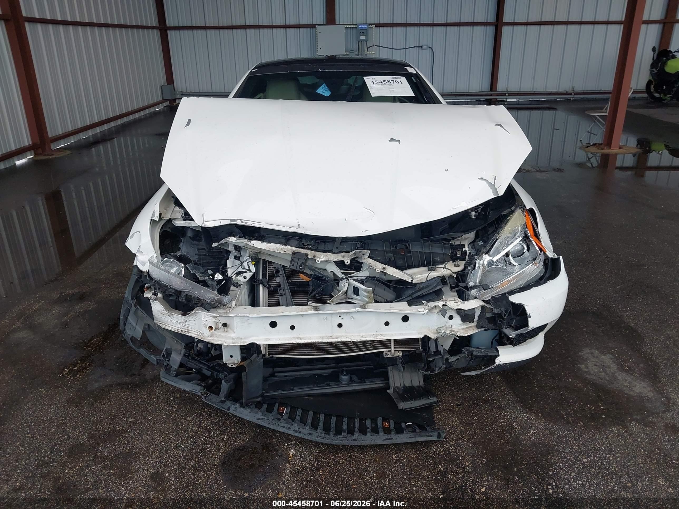 2014 Mercedes-benz Slk 350   White vin: WDDPK5HAXEF075950