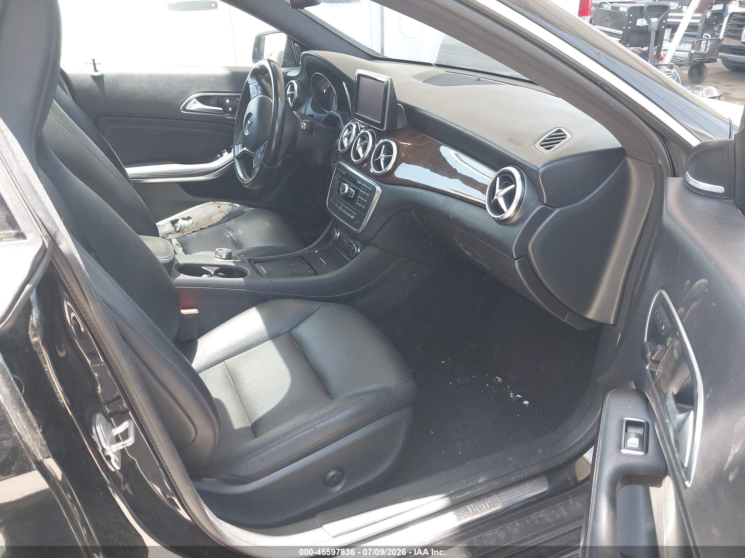 2014 Mercedes-benz Cla 250 Black vin: WDDSJ4EB0EN026623