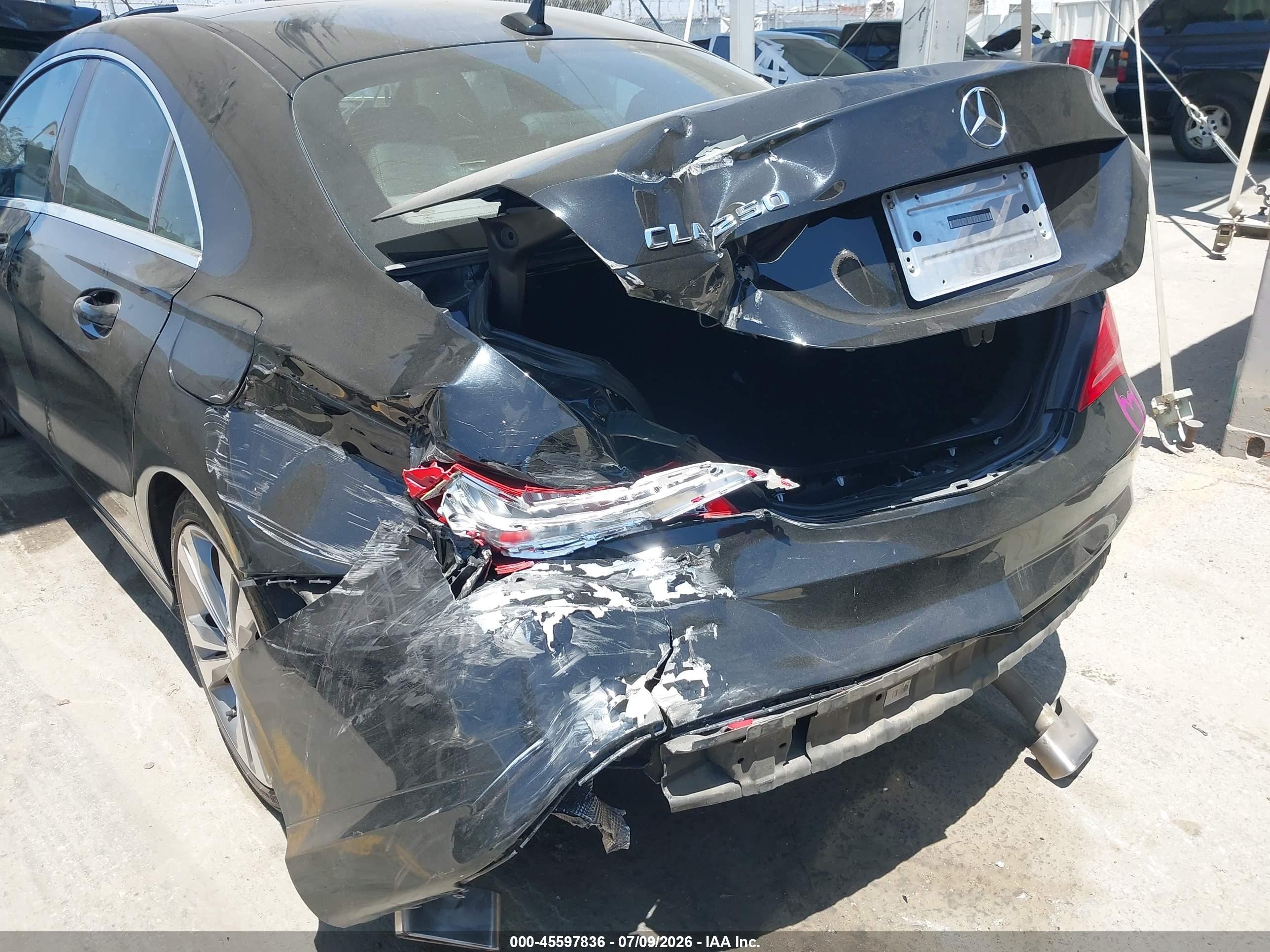 2014 Mercedes-benz Cla 250 Black vin: WDDSJ4EB0EN026623