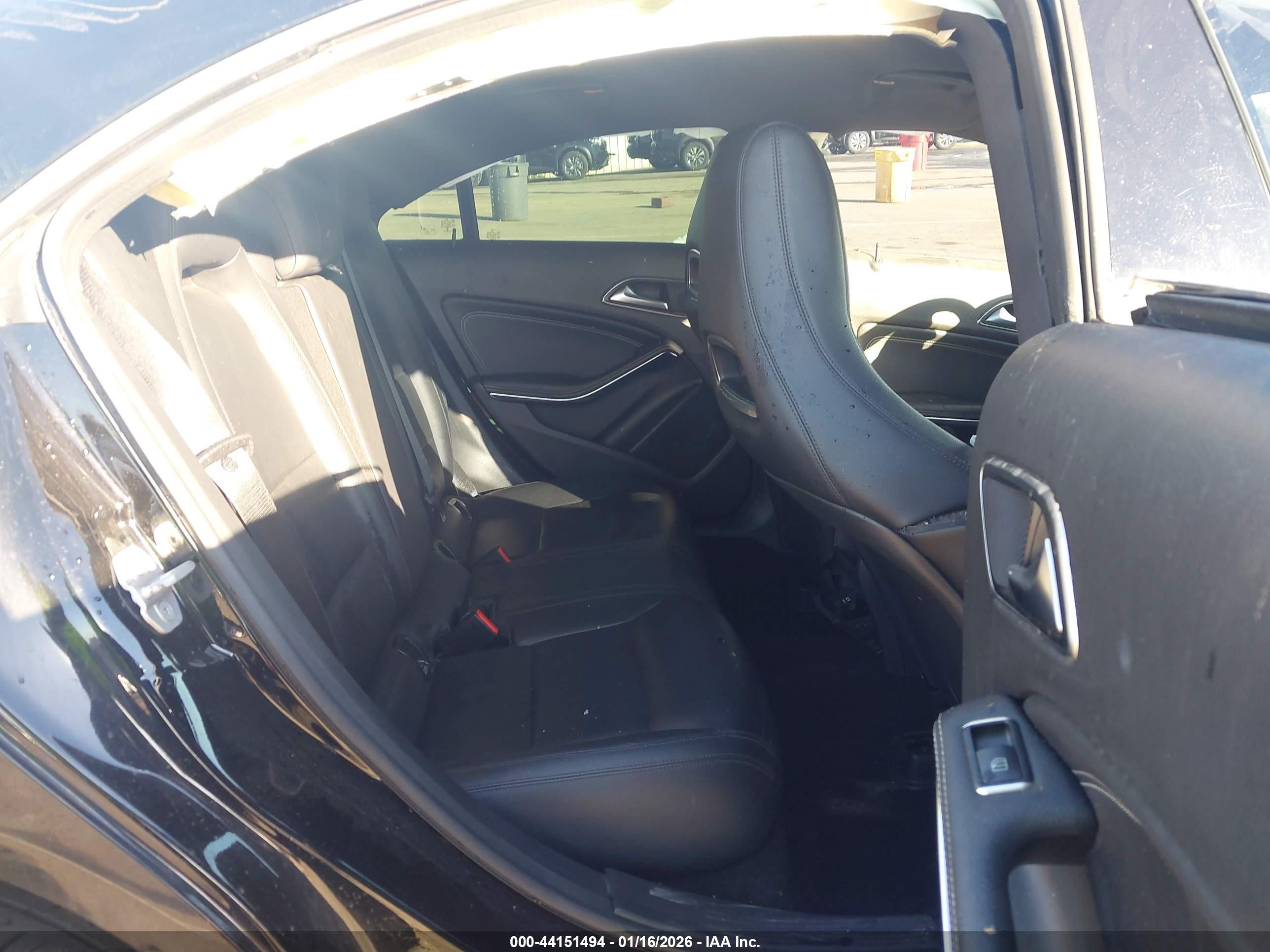2014 Mercedes-benz Cla 250 Black vin: WDDSJ4EB0EN031000