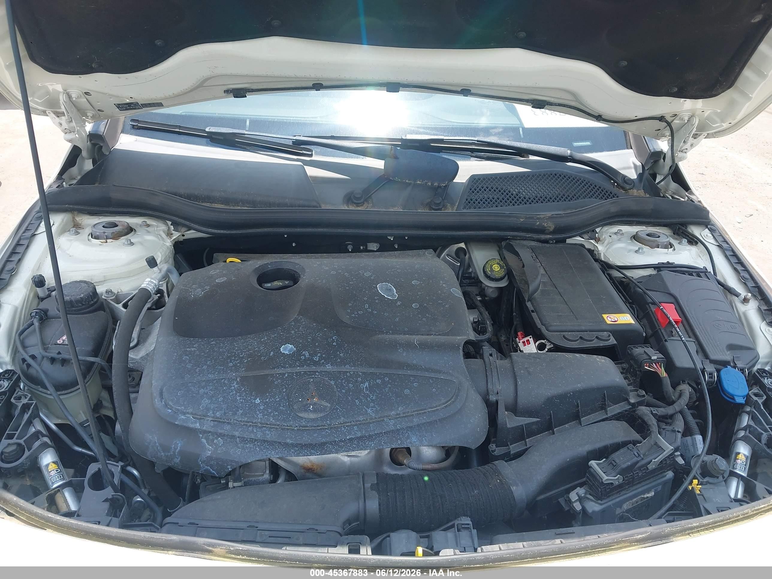 2014 Mercedes-benz Cla 250   Белый vin: WDDSJ4EB0EN039596
