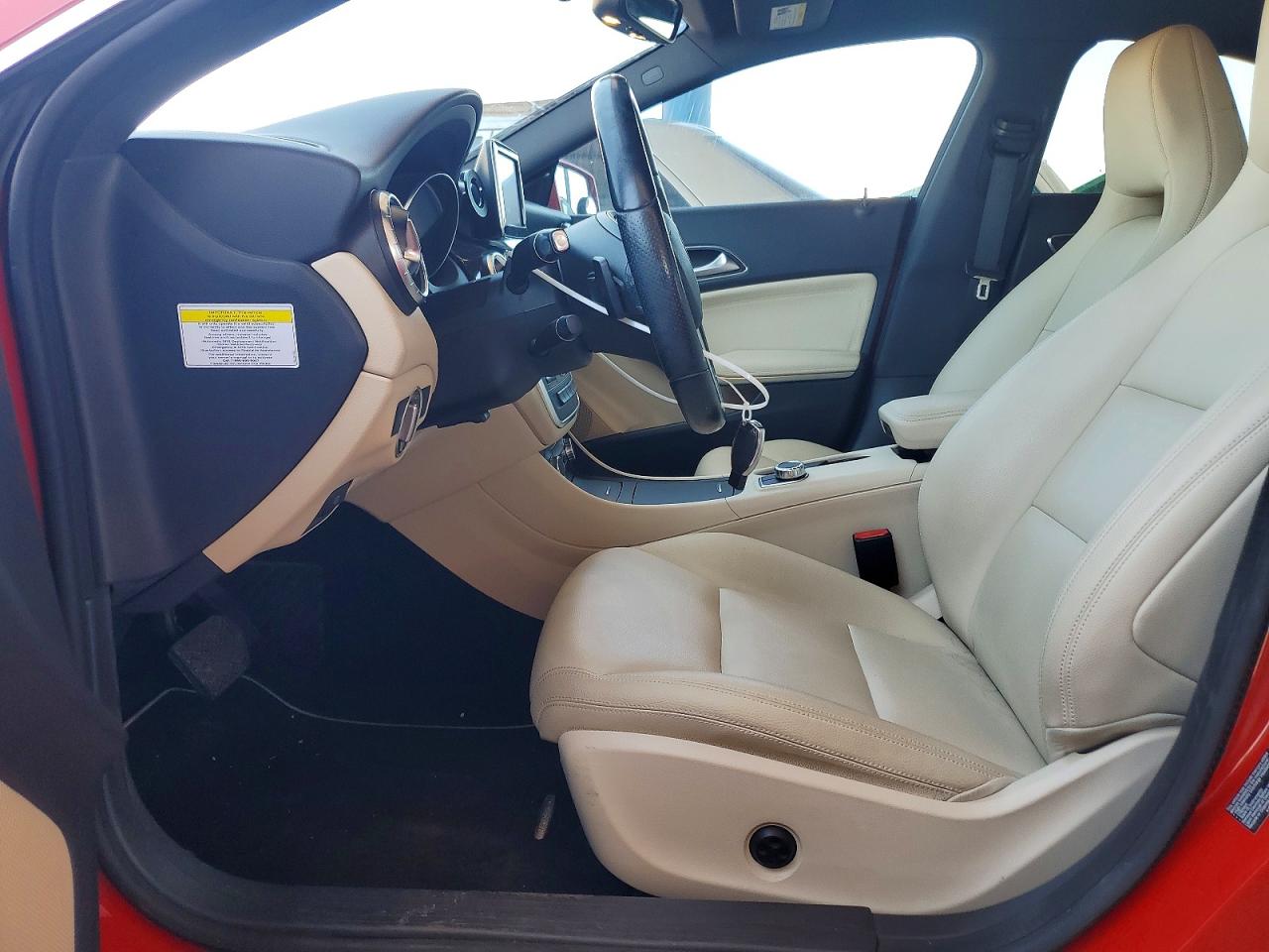 2014 Mercedes-benz Cla 250 Red vin: WDDSJ4EB0EN053899