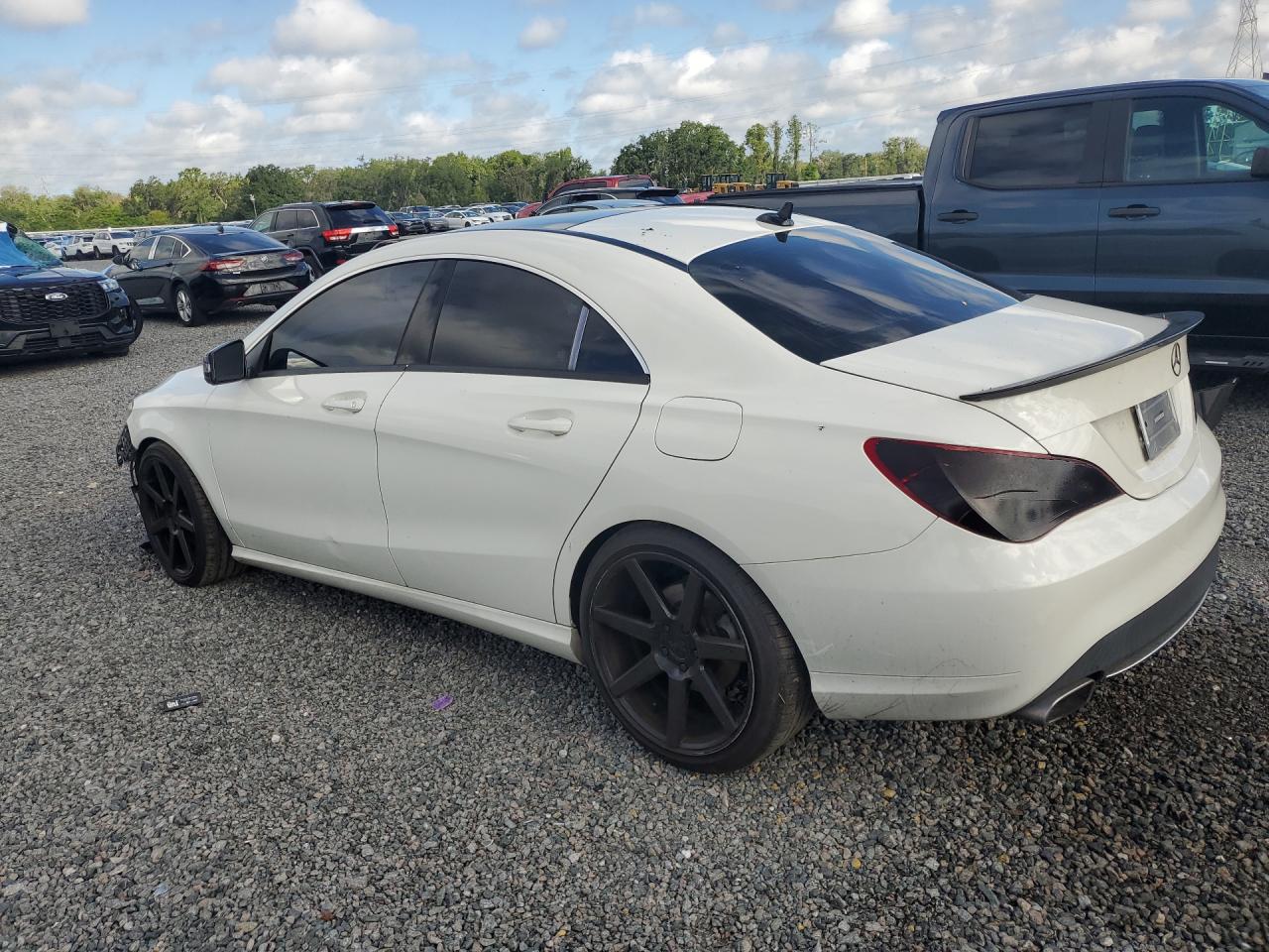 2014 Mercedes-benz Cla 250 White vin: WDDSJ4EB0EN059931