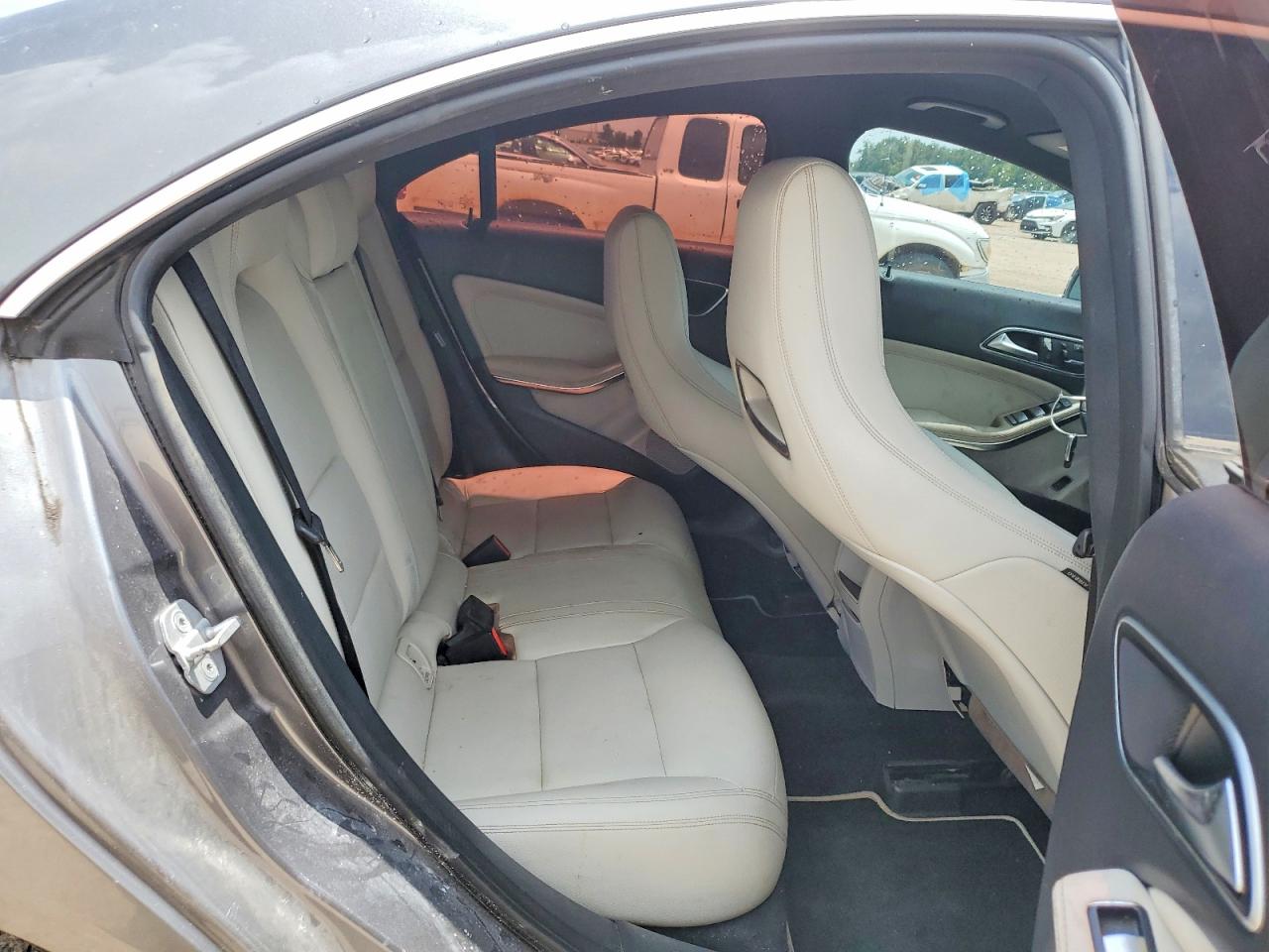 2014 Mercedes-benz Cla 250 Gray vin: WDDSJ4EB0EN144736