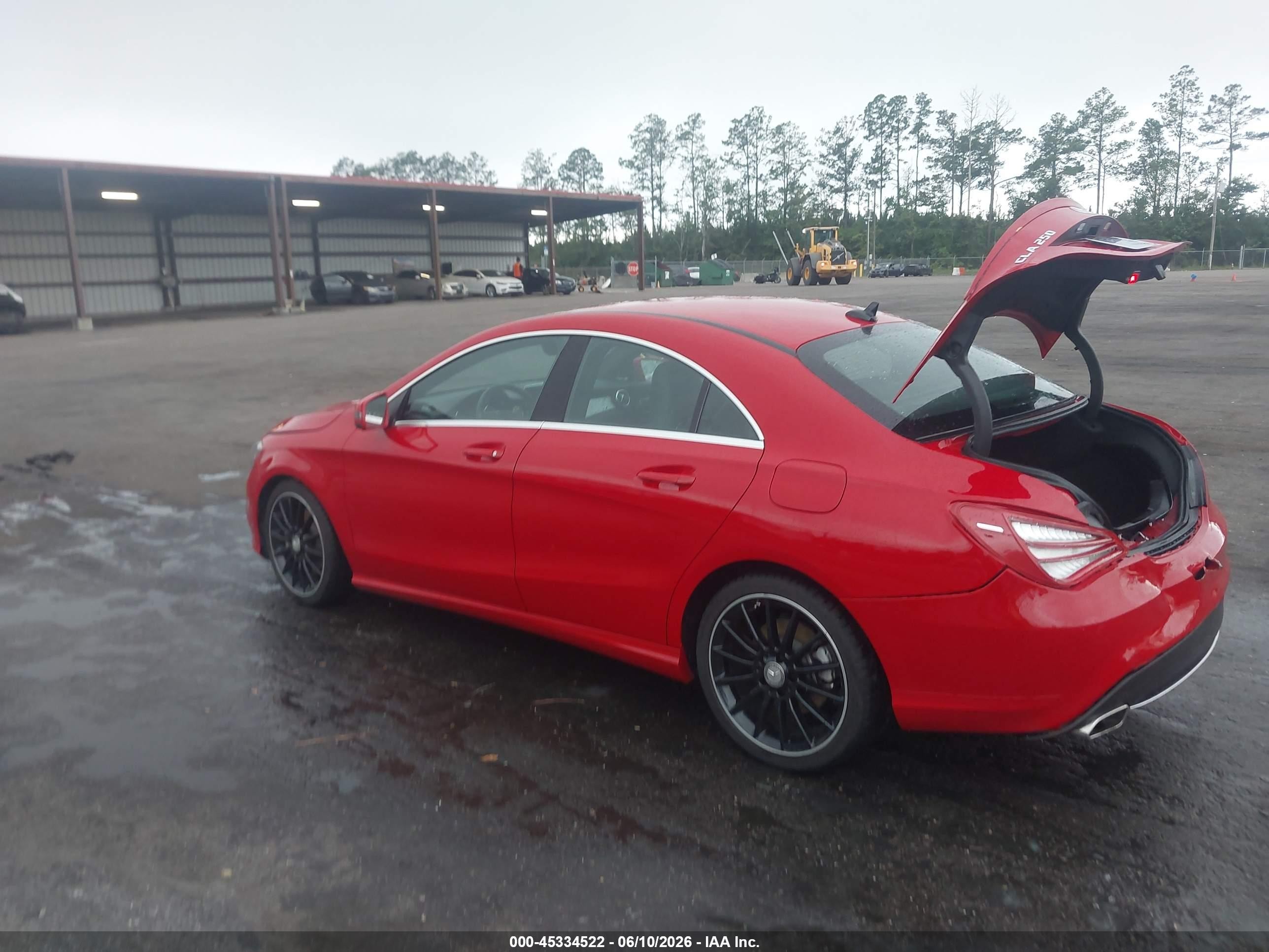 2014 Mercedes-benz Cla 250   Red vin: WDDSJ4EB0EN152349
