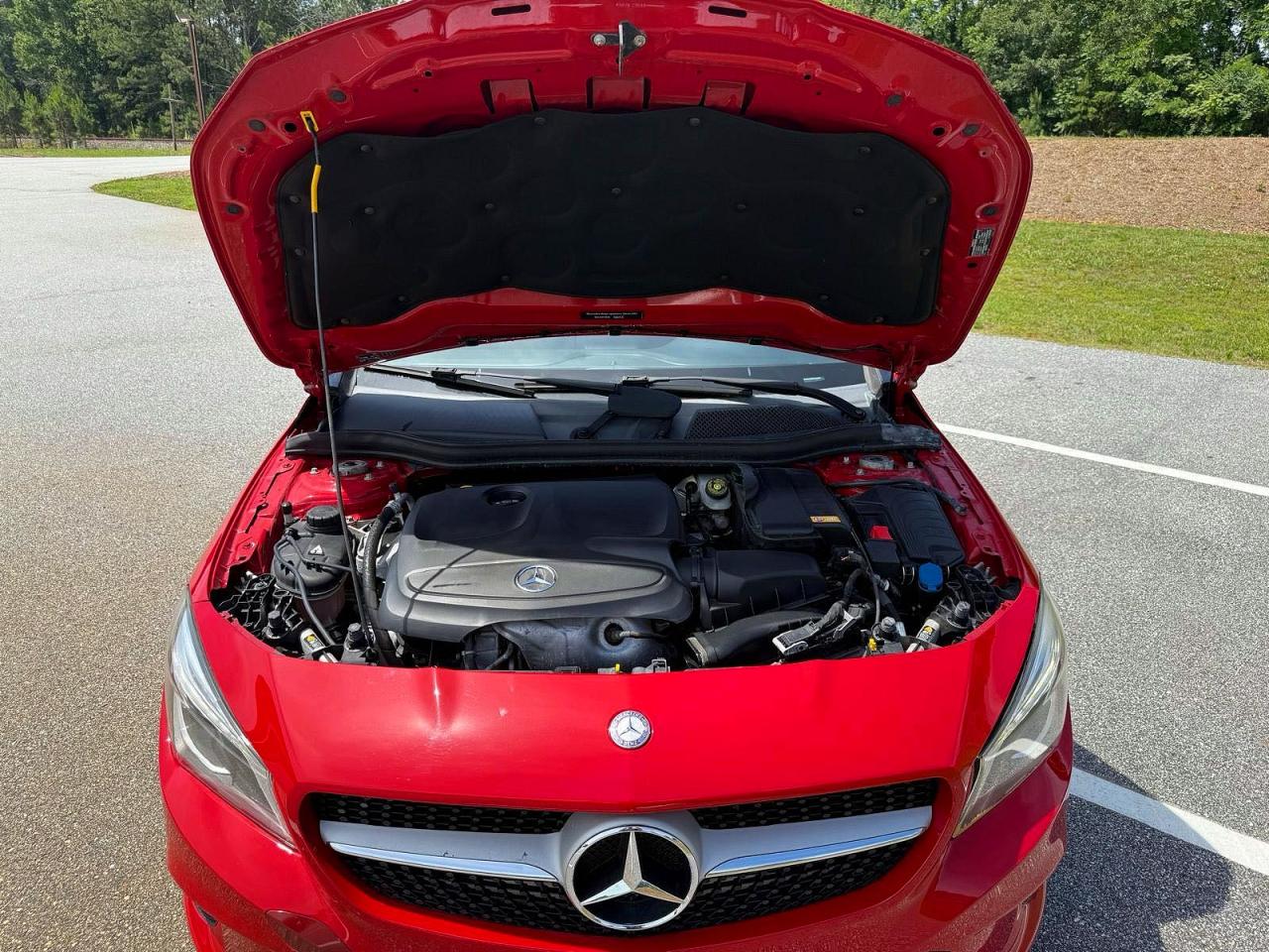 2015 Mercedes-benz Cla 250 Red vin: WDDSJ4EB0FN180654