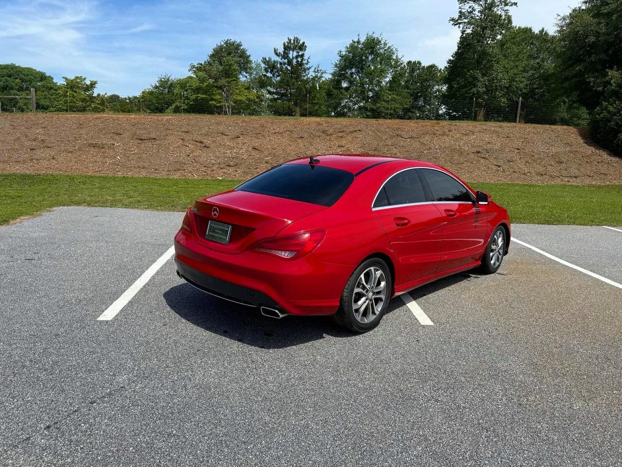 2015 Mercedes-benz Cla 250 Red vin: WDDSJ4EB0FN180654