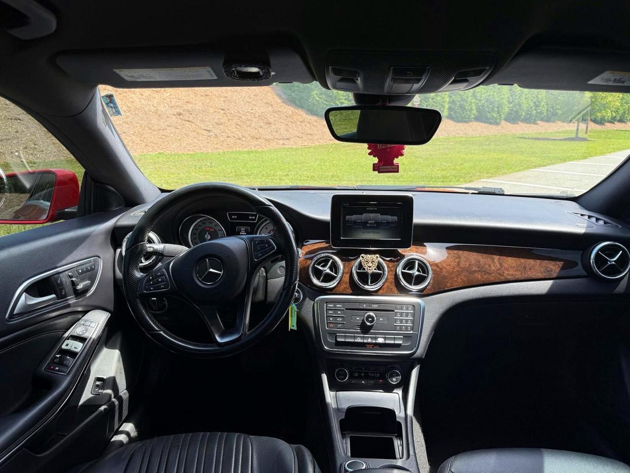 2015 Mercedes-benz Cla 250 Red vin: WDDSJ4EB0FN180654