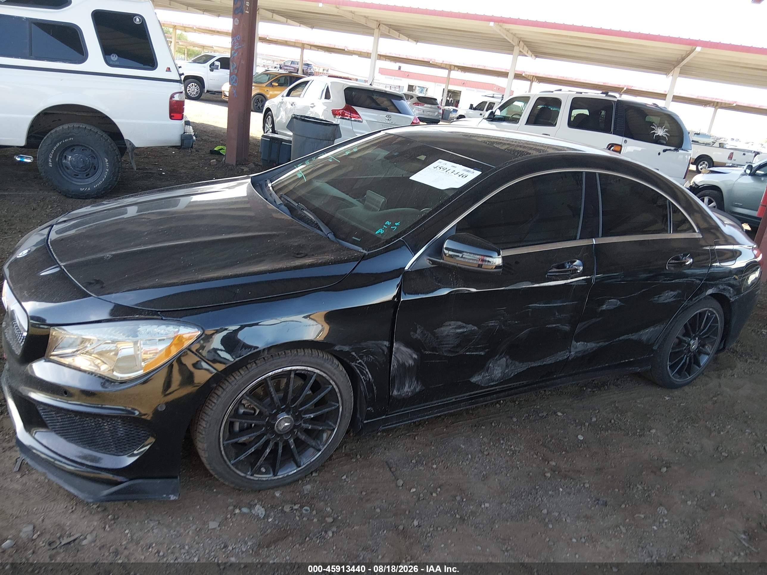 2015 Mercedes-benz Cla 250   Black vin: WDDSJ4EB0FN225124