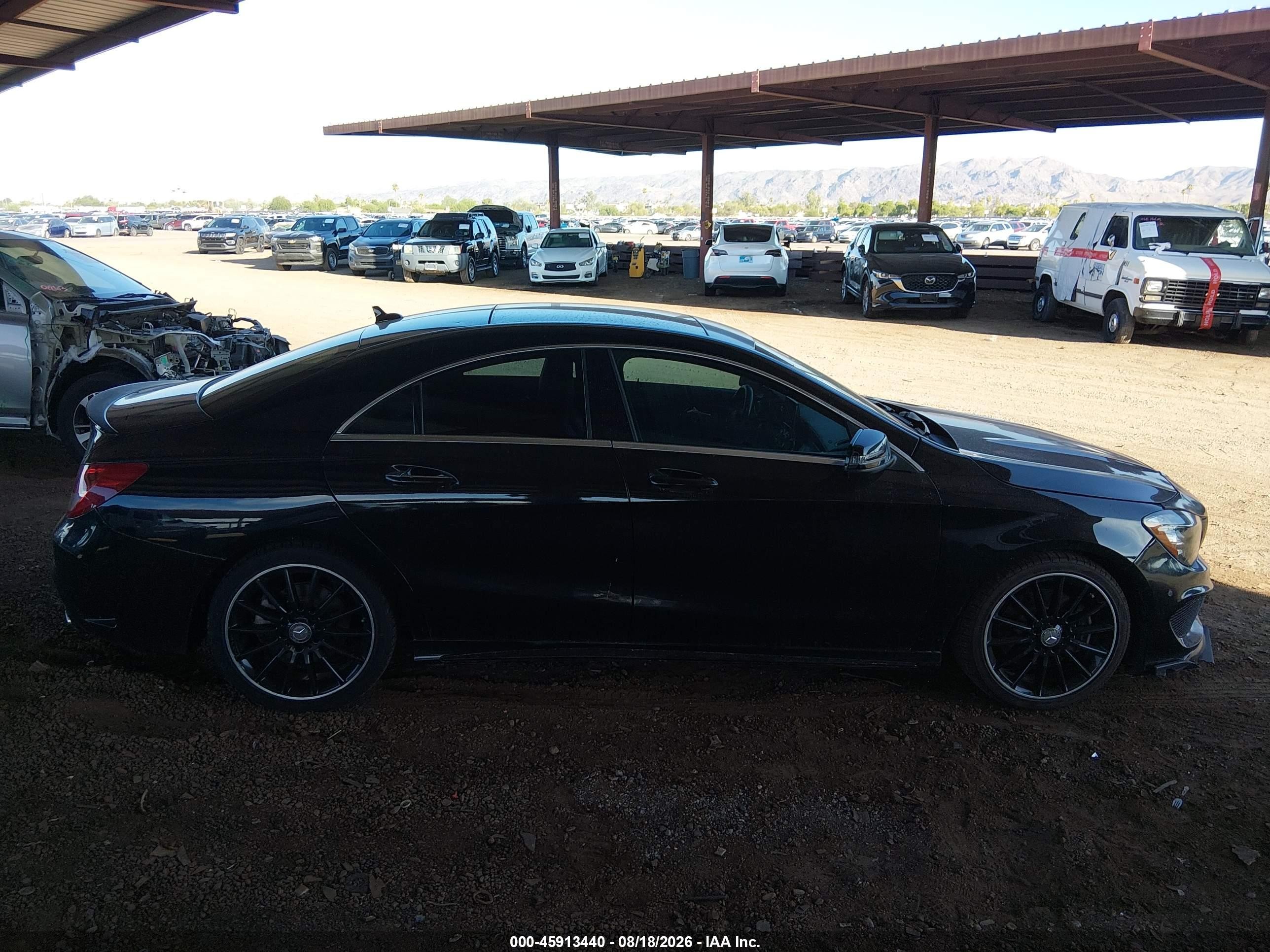 2015 Mercedes-benz Cla 250   Black vin: WDDSJ4EB0FN225124
