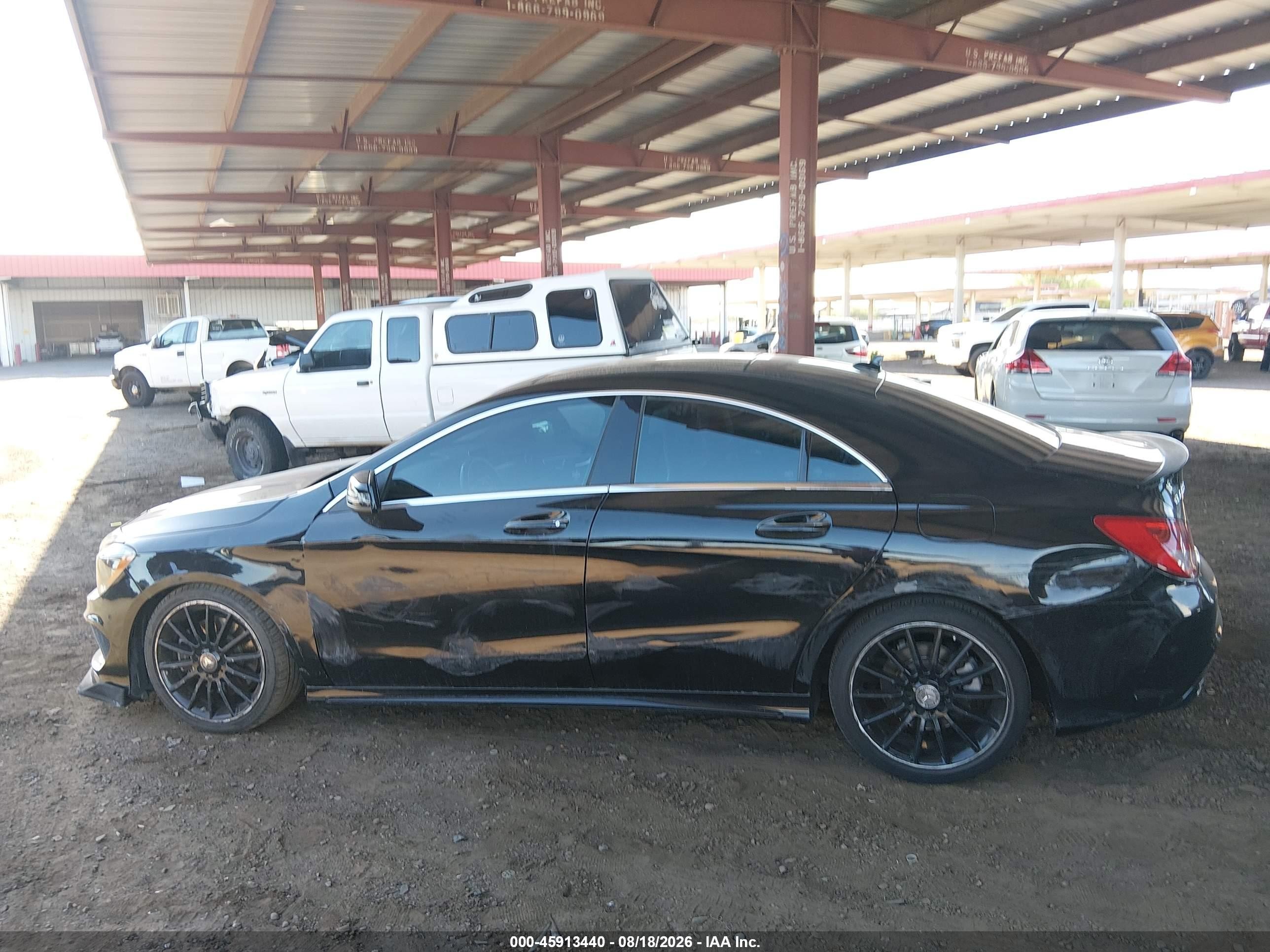 2015 Mercedes-benz Cla 250   Black vin: WDDSJ4EB0FN225124