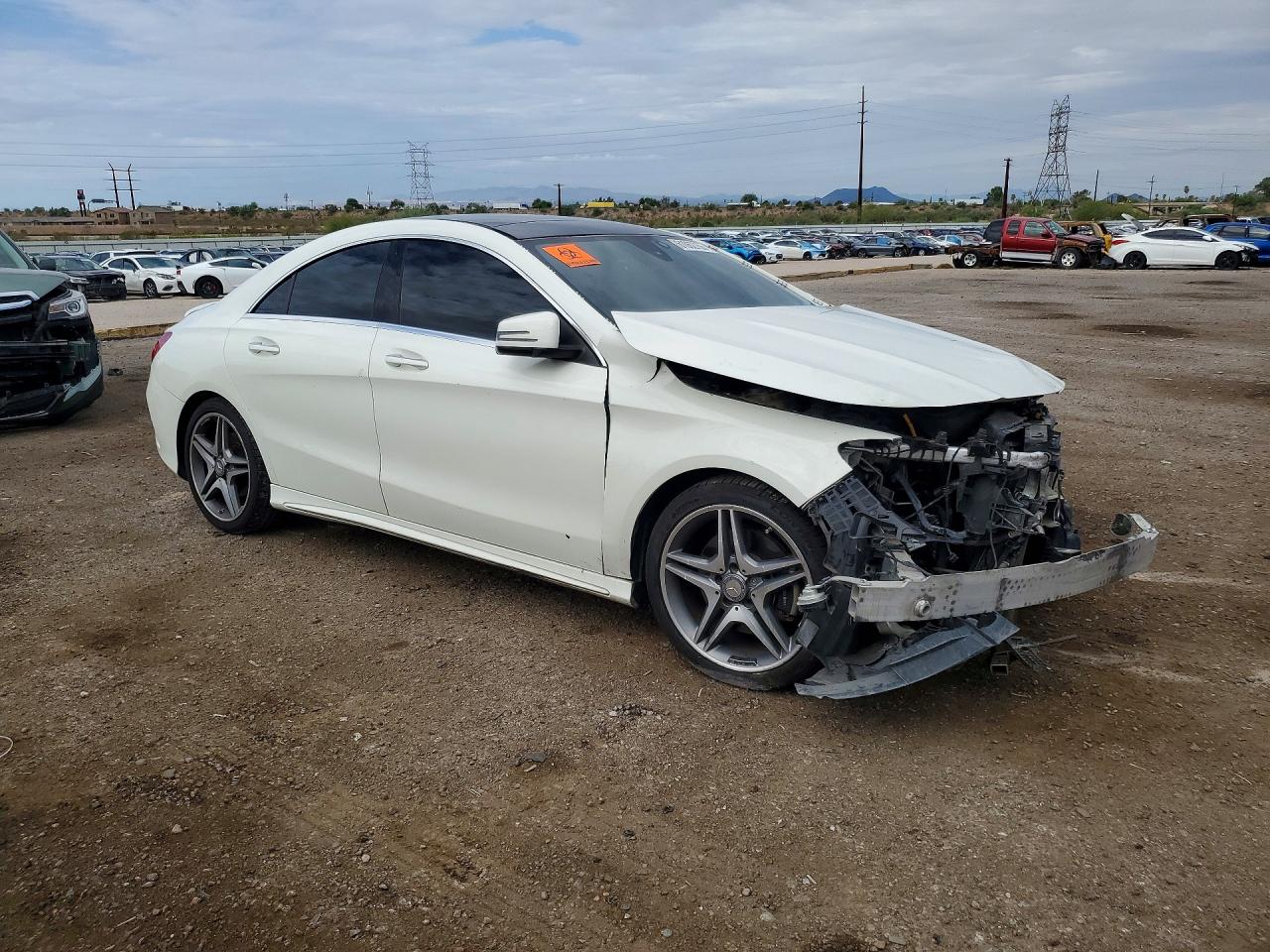 2015 Mercedes-benz Cla 250 White vin: WDDSJ4EB0FN225270