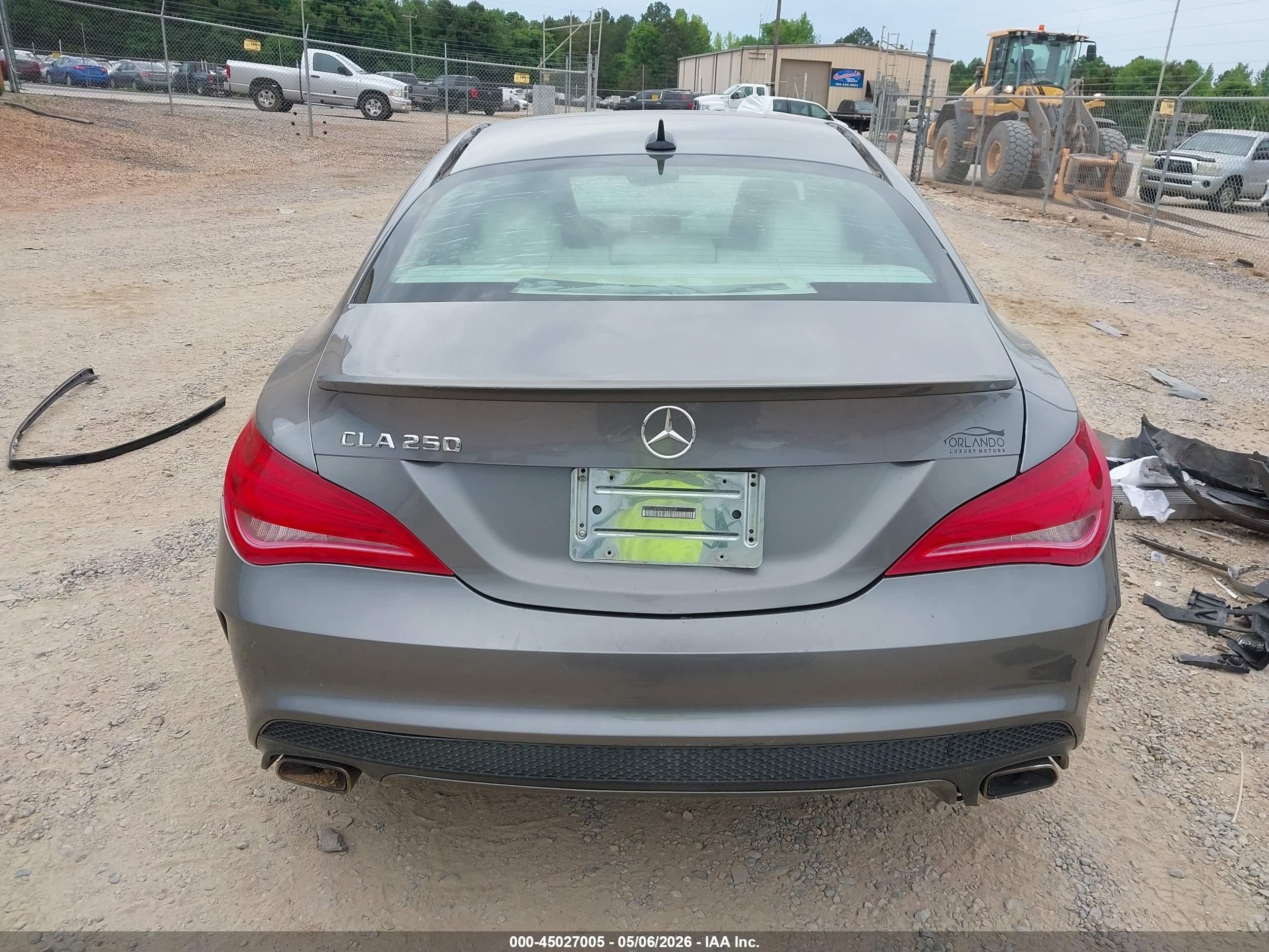 2015 Mercedes-benz Cla 250   Серый vin: WDDSJ4EB0FN256258