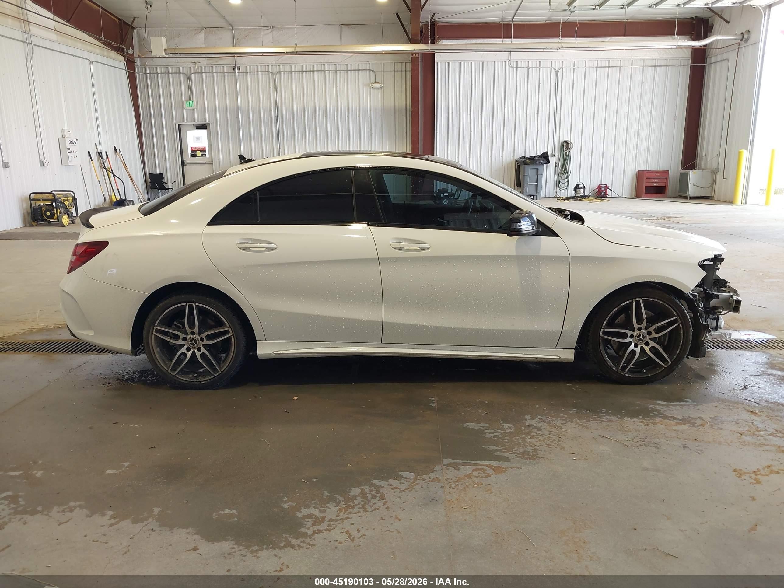 2019 Mercedes-benz Cla 250 White vin: WDDSJ4EB0KN773134